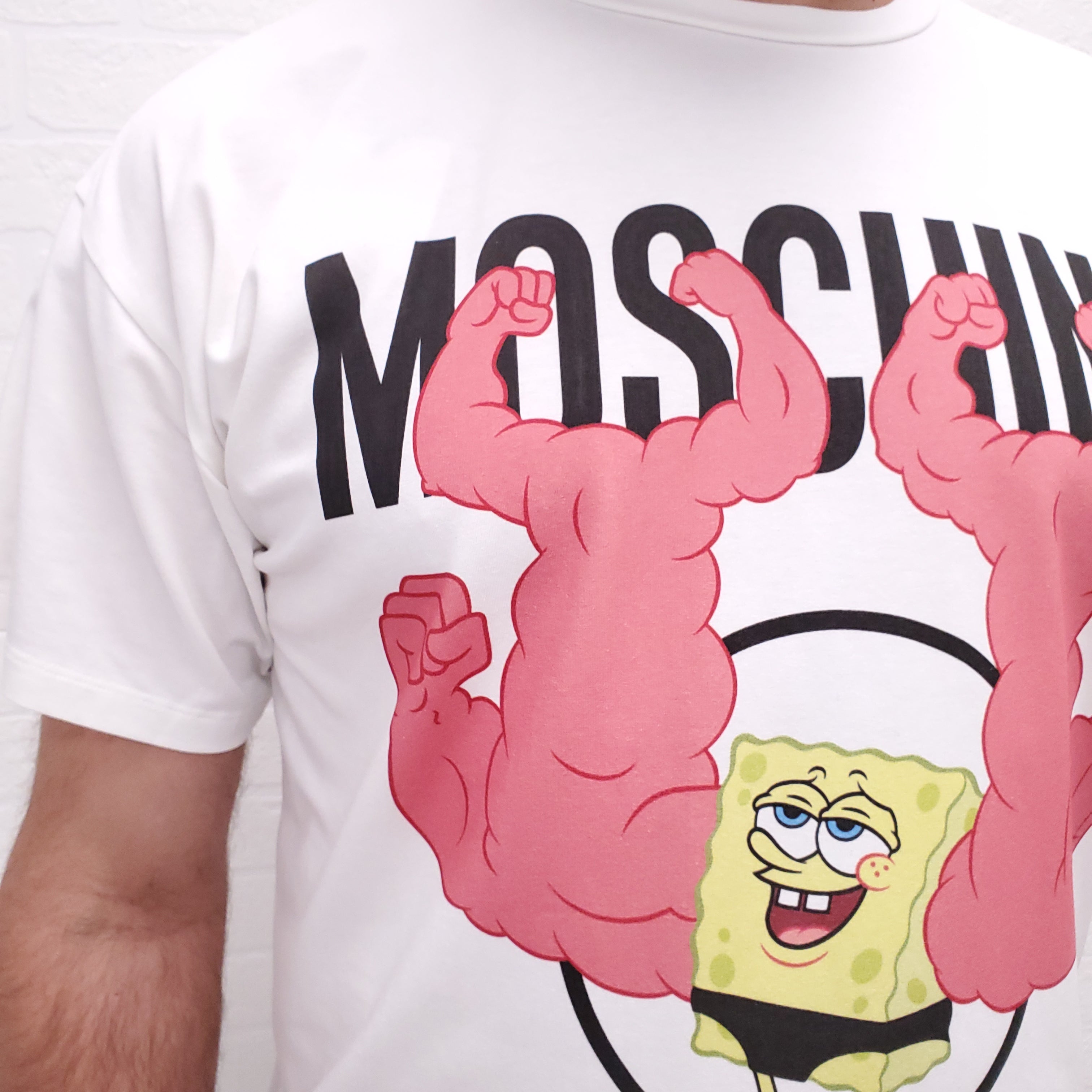 MOSCHINO SPONGEBOB T-SHIRT - SIZE M (MEN'S)