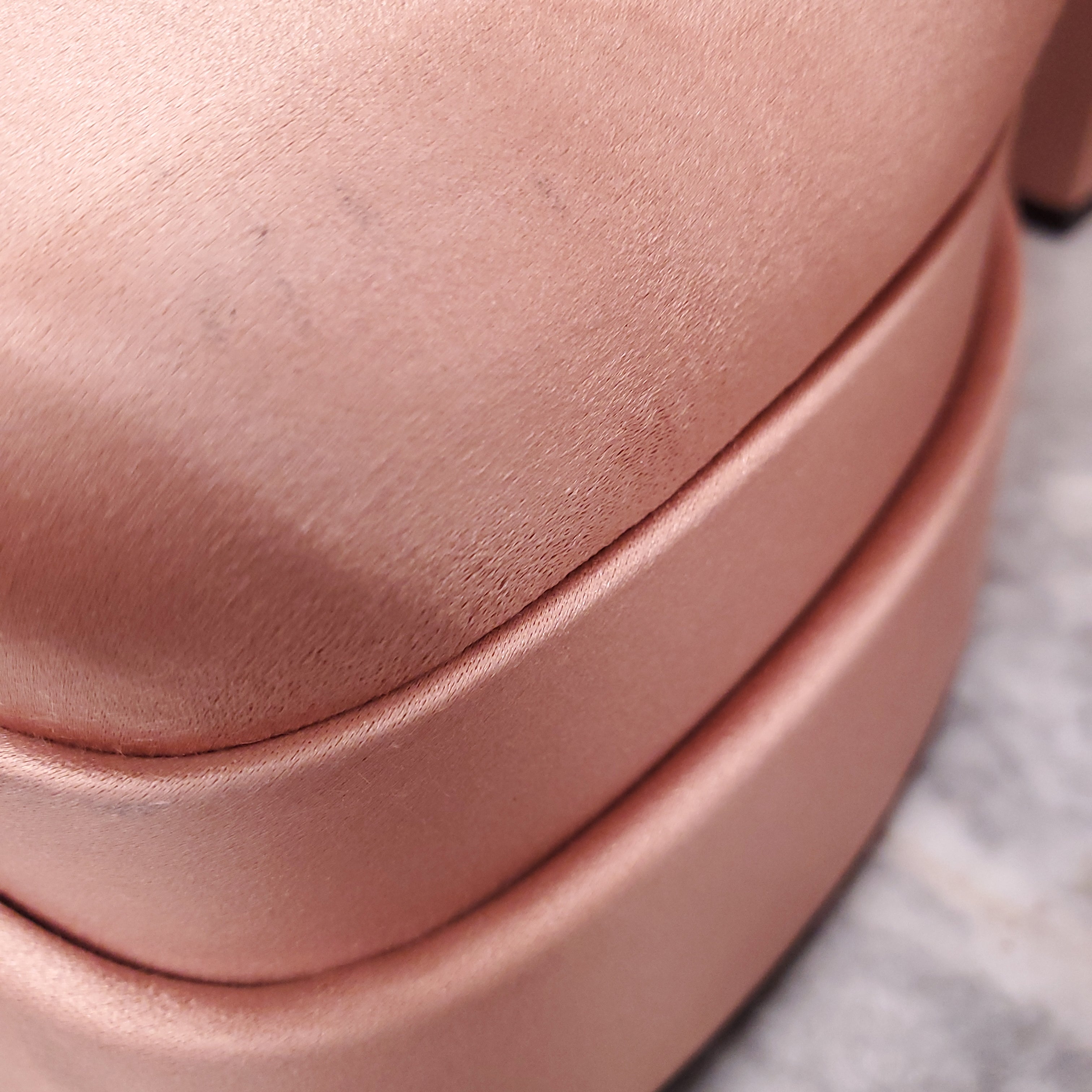 VERSACE CHAMPAGNE MEDUSA AEVITA SATIN PLATFORM PUMPS - SIZE 41 ($1325)