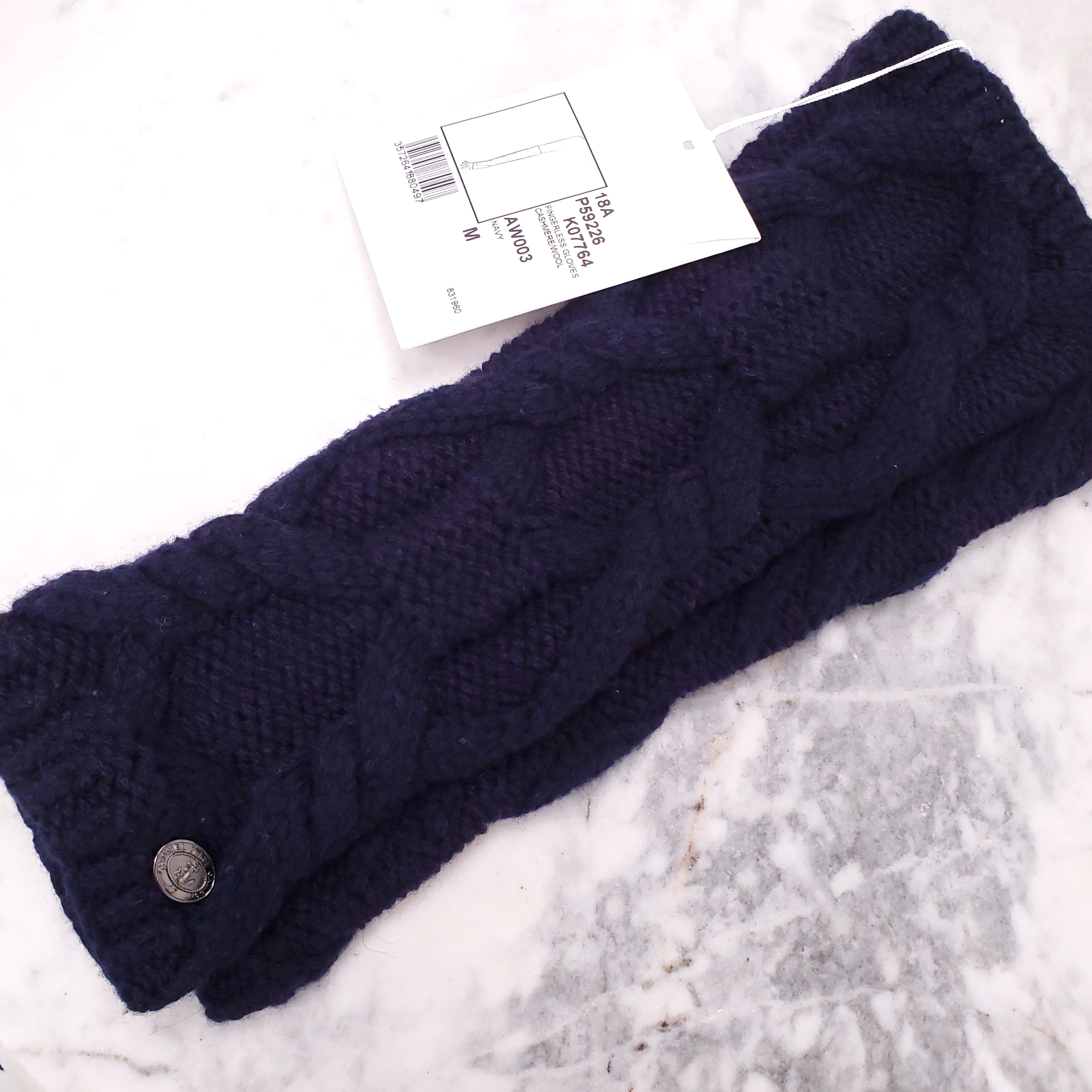 CHANEL NAVY FINGERLESS GLOVES
