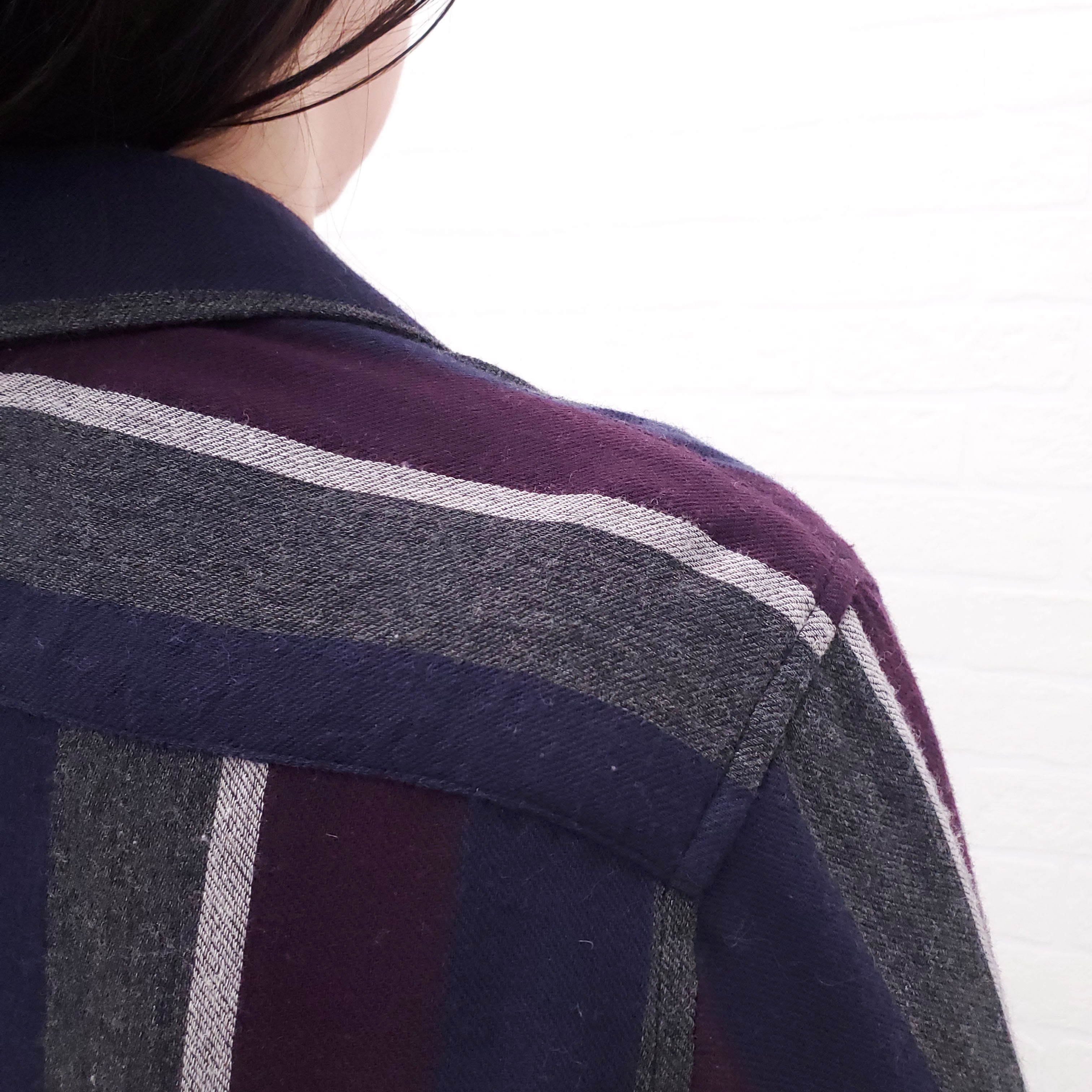 SMYTHE NAVY STRIPE SHIRT - SIZE M