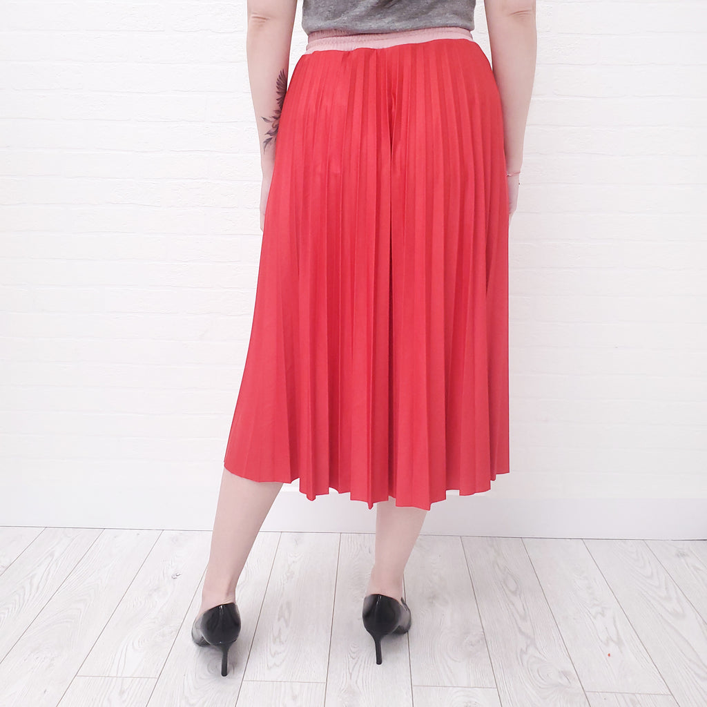 MONCLER PINK AND RED PLEATED SKIRT - SIZE 42