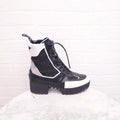 LOUIS VUITTON LAUREATE PLATFORM DESERT BOOTS - SIZE 39