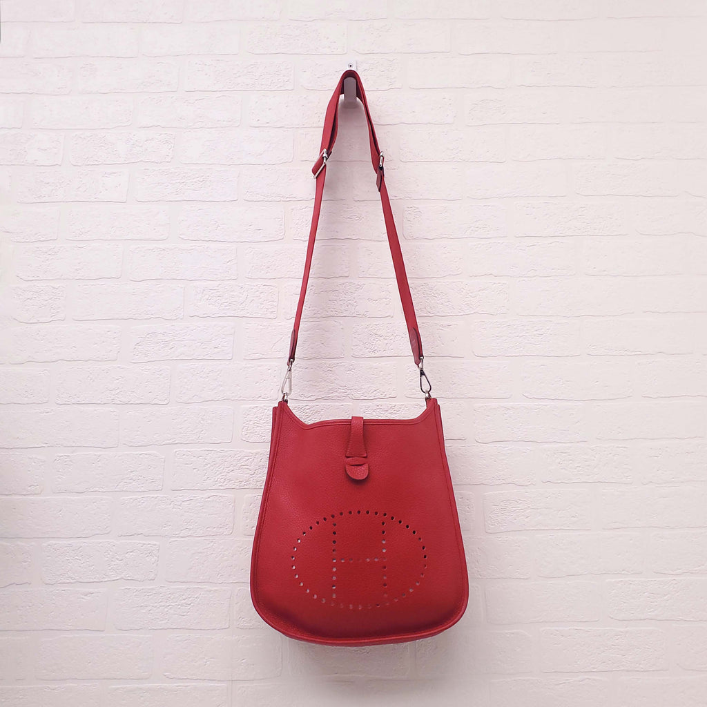 HERMÈS 'ROUGE CASAQUE' EVELYNE 29