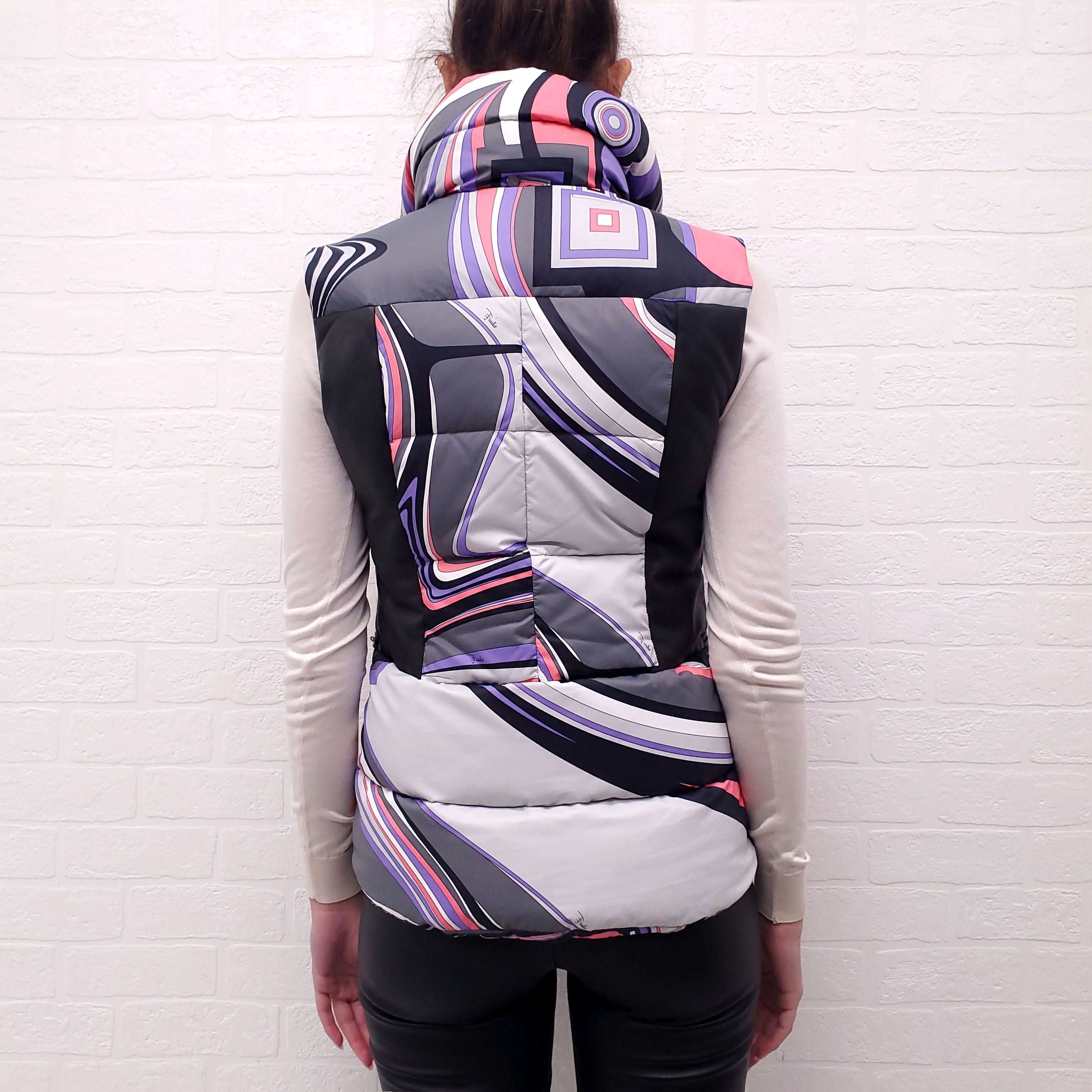 EMILIO PUCCI PATTERNED WINTER VEST - SIZE 8