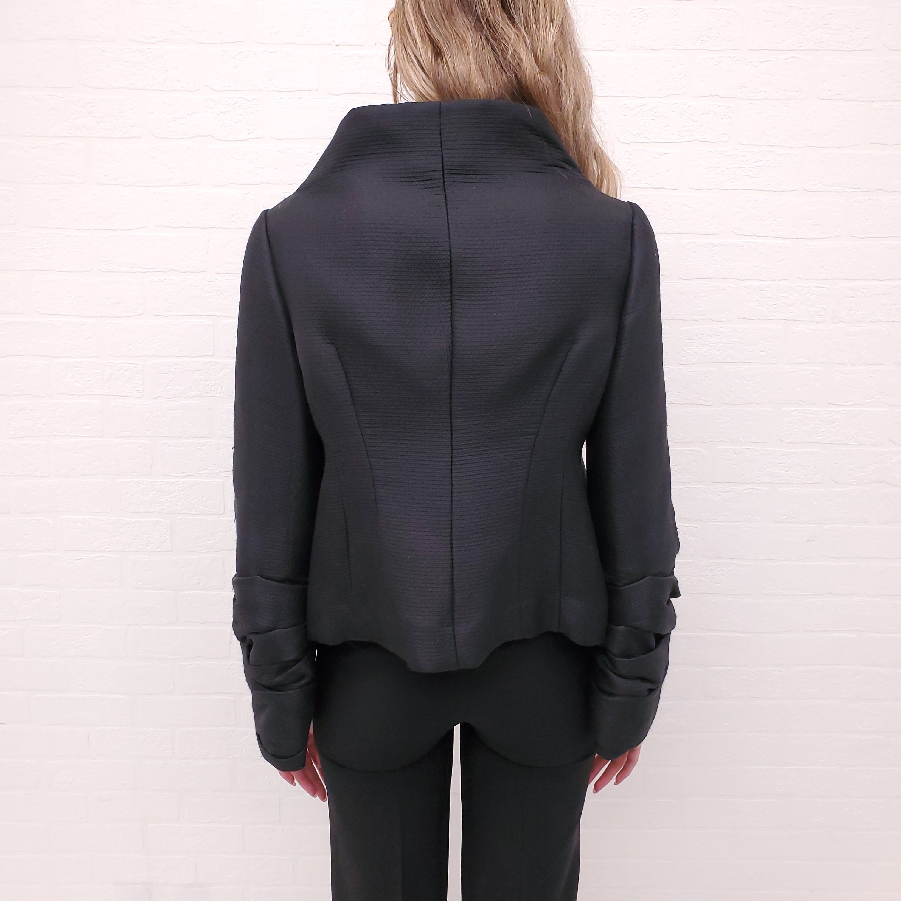 VALENTINO BLACK COLLARLESS JACKET WITH RUCHED SLEEVES - SIZE 8