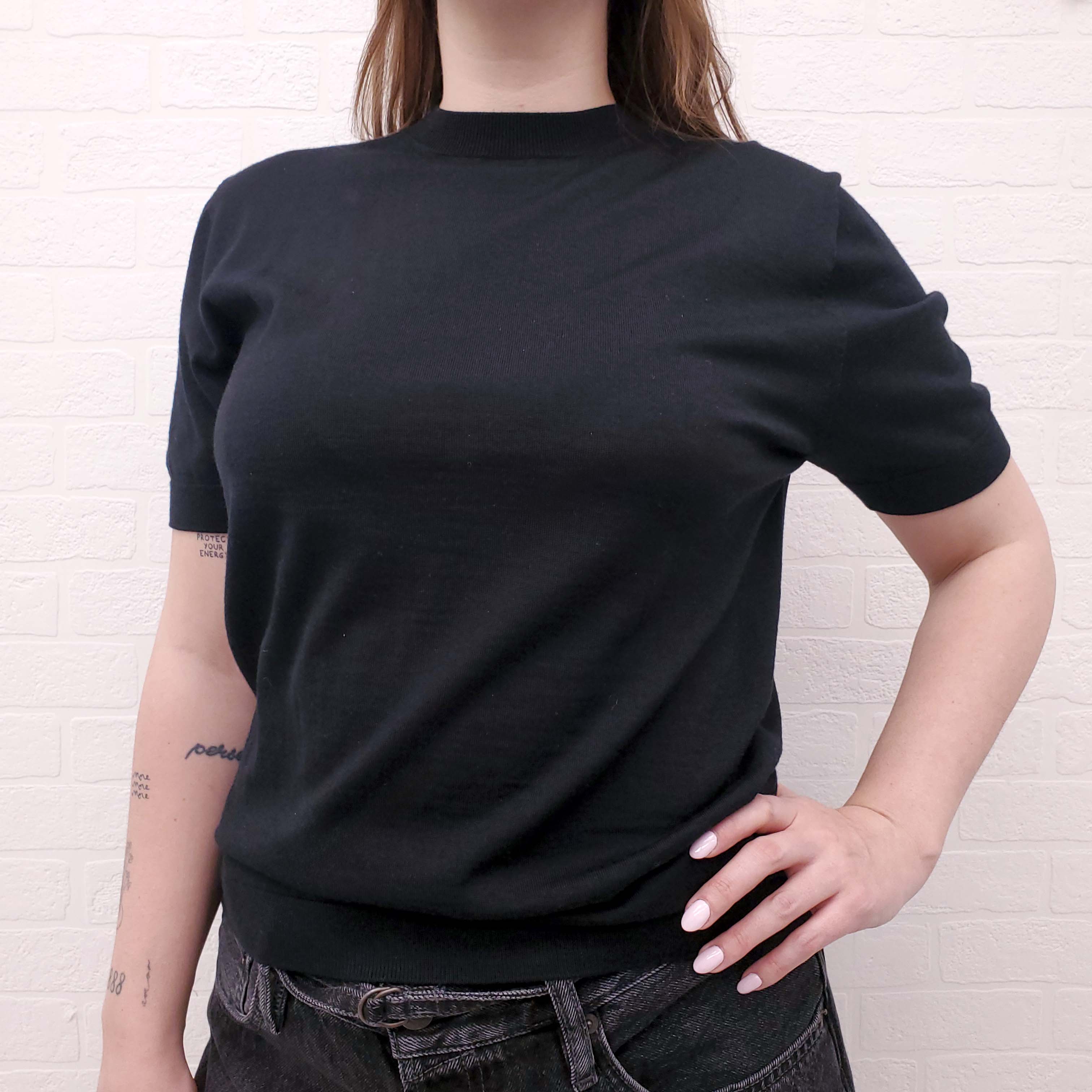 AGNONA SHORT SLEEVE BLACK SWEATER - SIZE 42