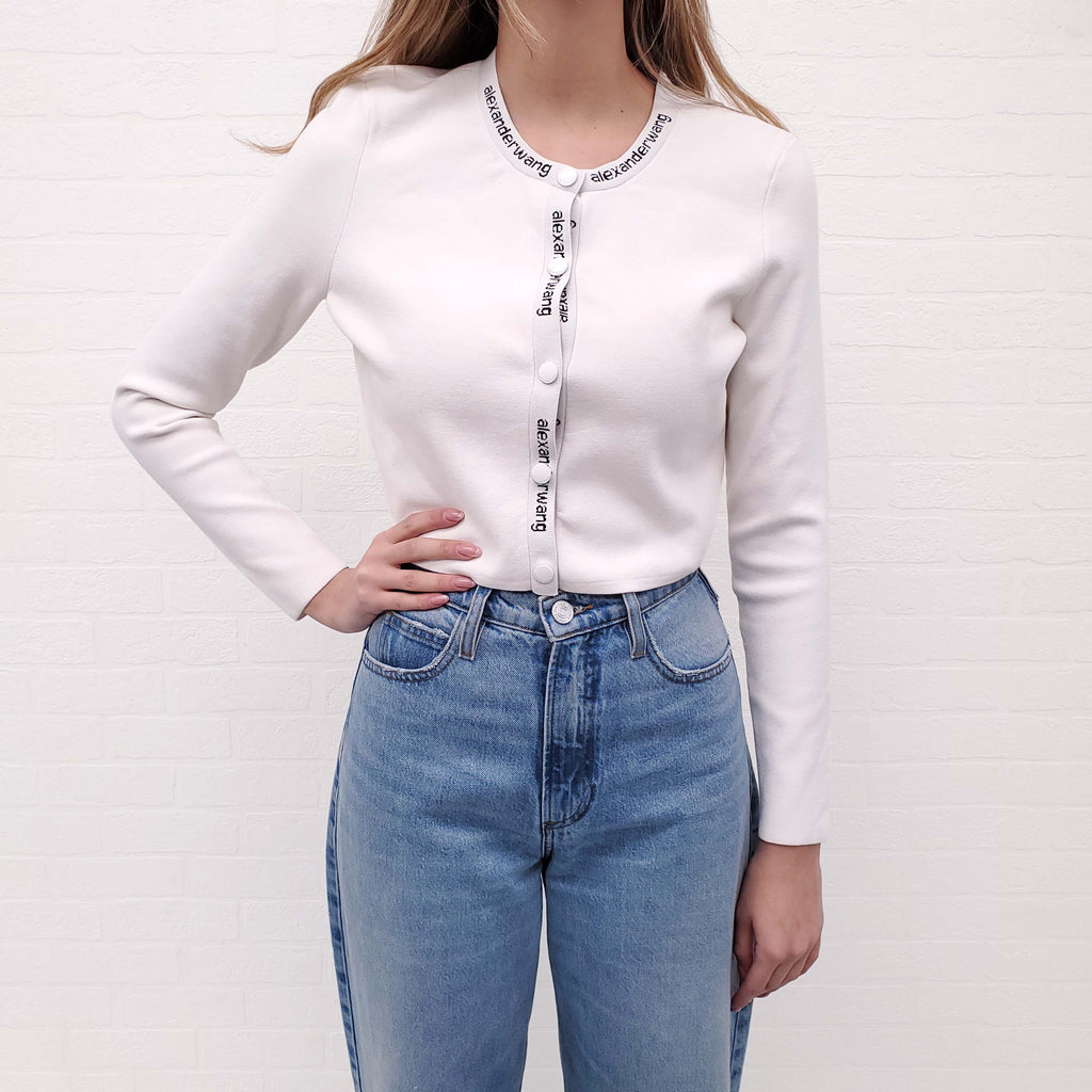ALEXANDERWANG.T CREAM CROPPED LOGO CARDIGAN - SIZE L
