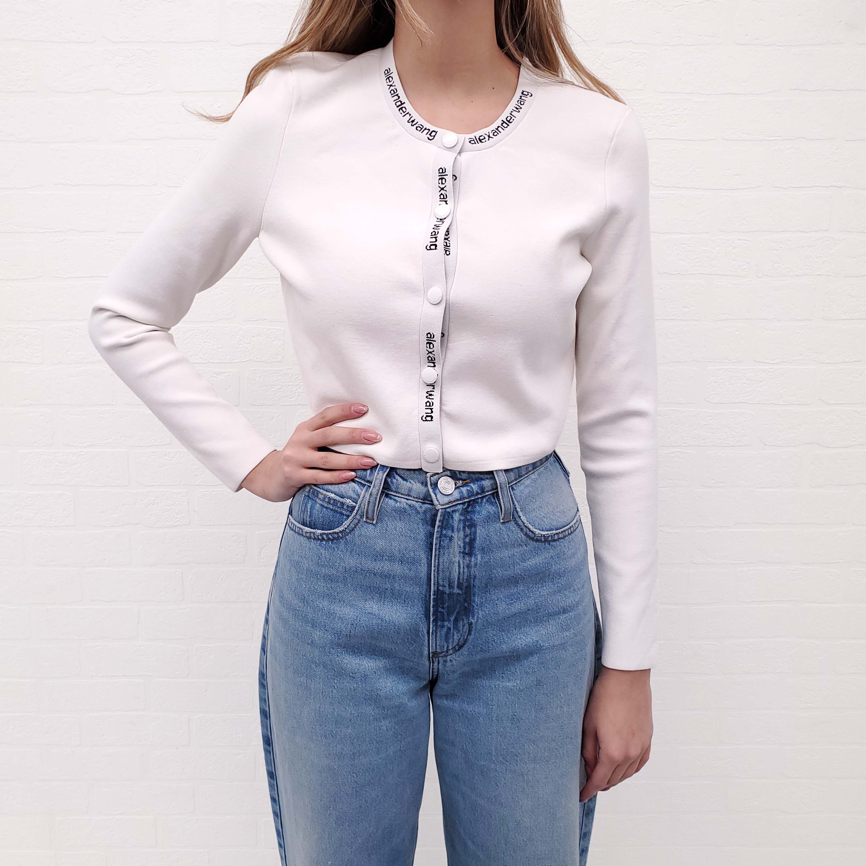 ALEXANDERWANG.T CREAM CROPPED LOGO CARDIGAN - SIZE L