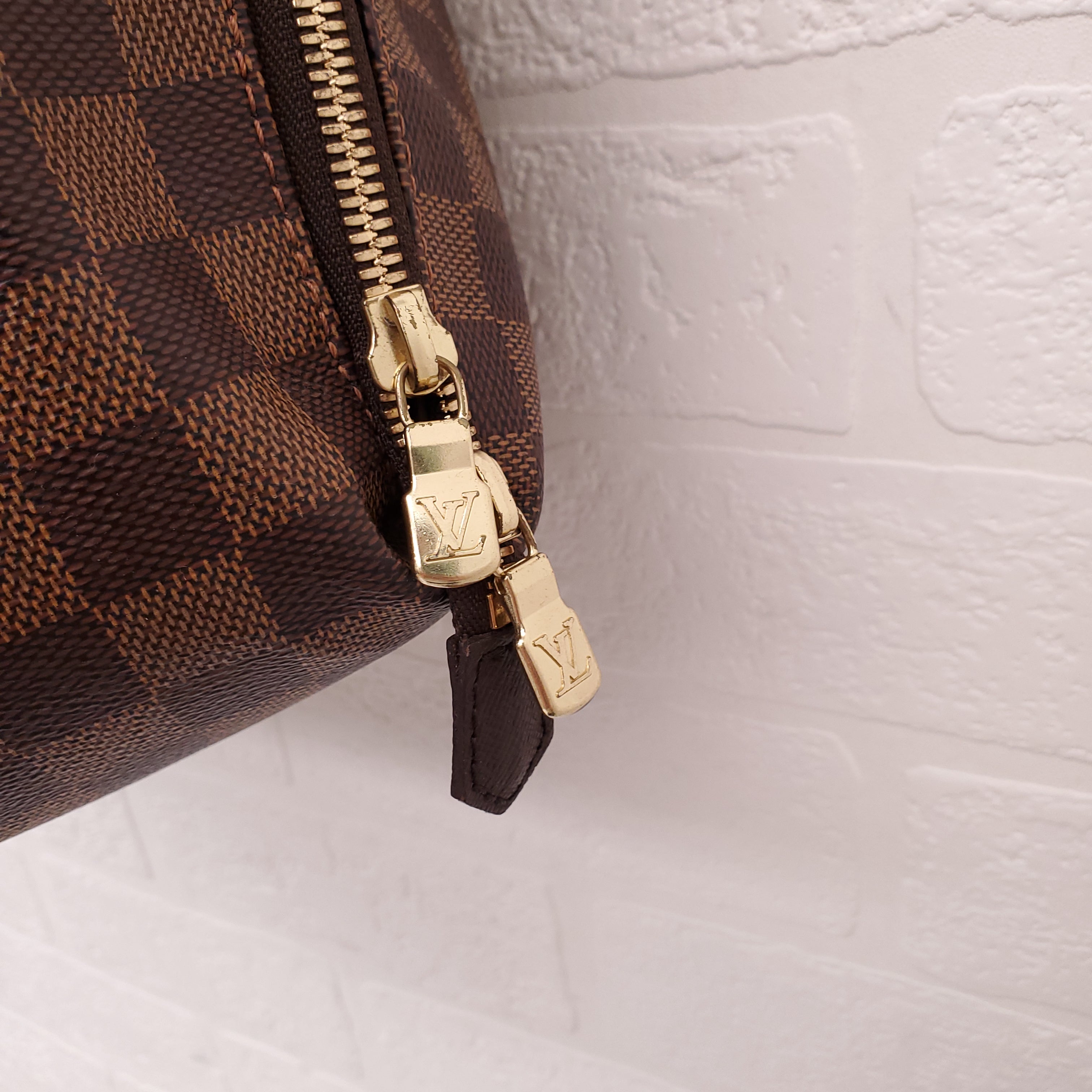 LOUIS VUITTON DAMIER EBENE BELEM MM BAG