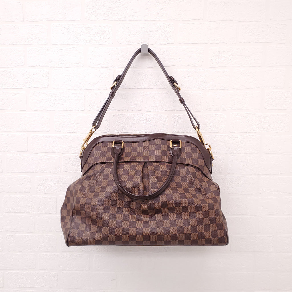 LOUIS VUITTON DAMIER EBENE TREVI PM BAG WITH BROWN LEATHER TRIM AND GOLD-TONE