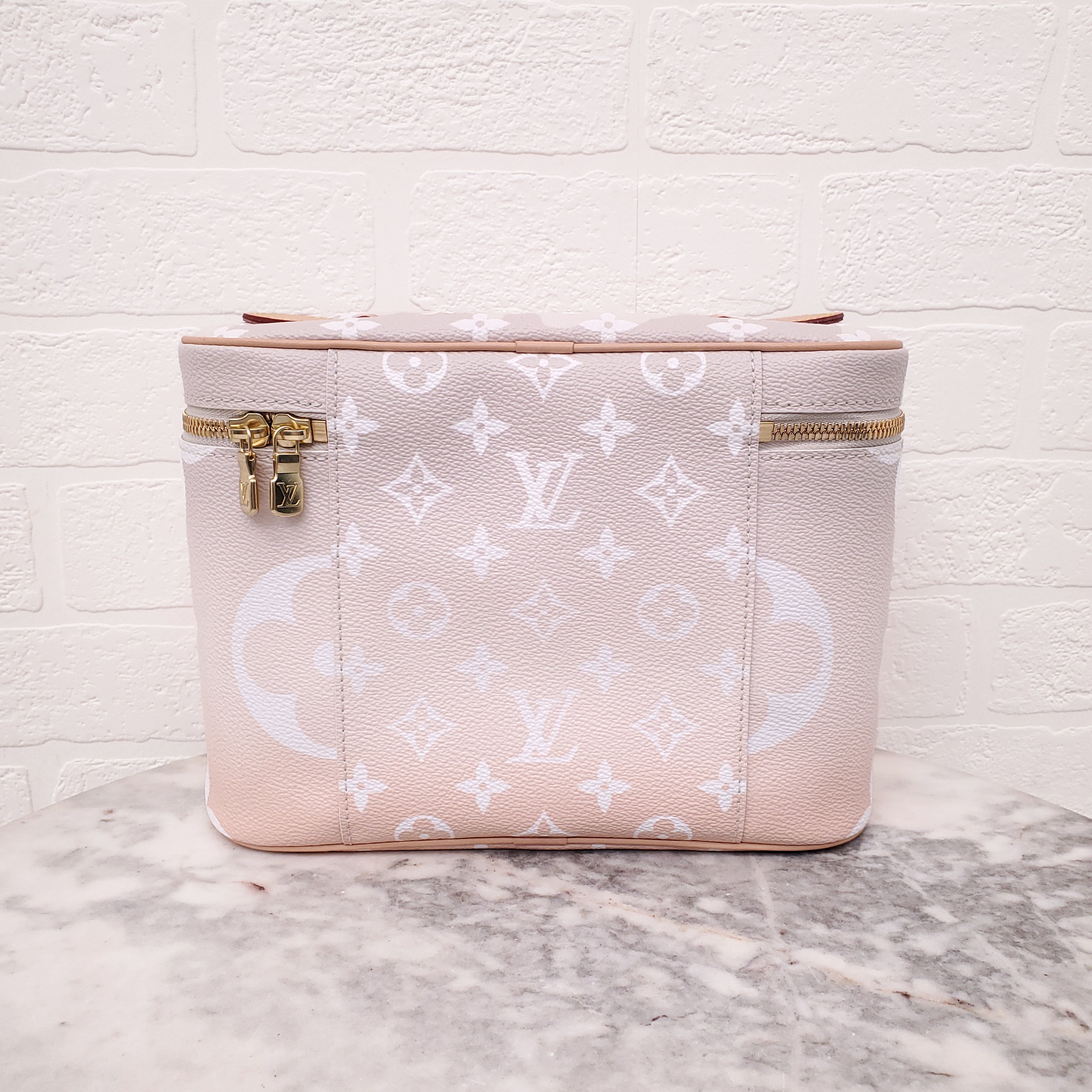 LOUIS VUITTON 'BY THE POOL' NICE BB VANITY CASE