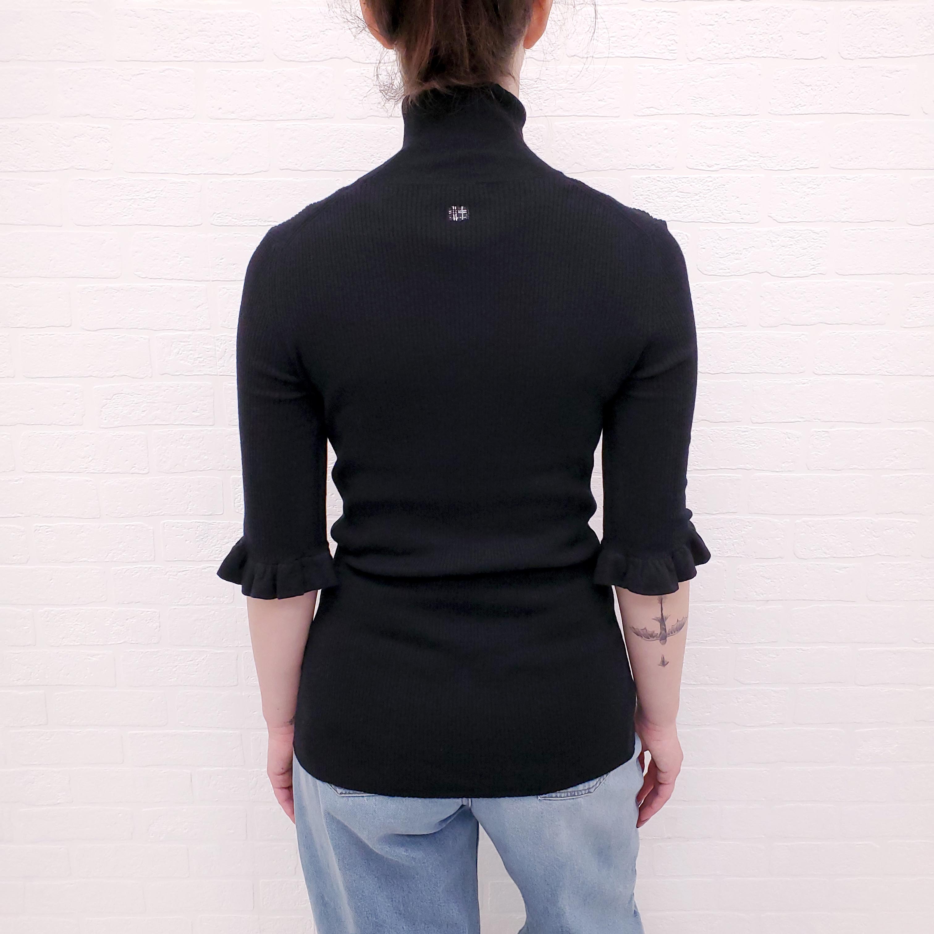 BURBERRY BLACK SWEATER WITH RUFFLE SLEEVE - SIZE L