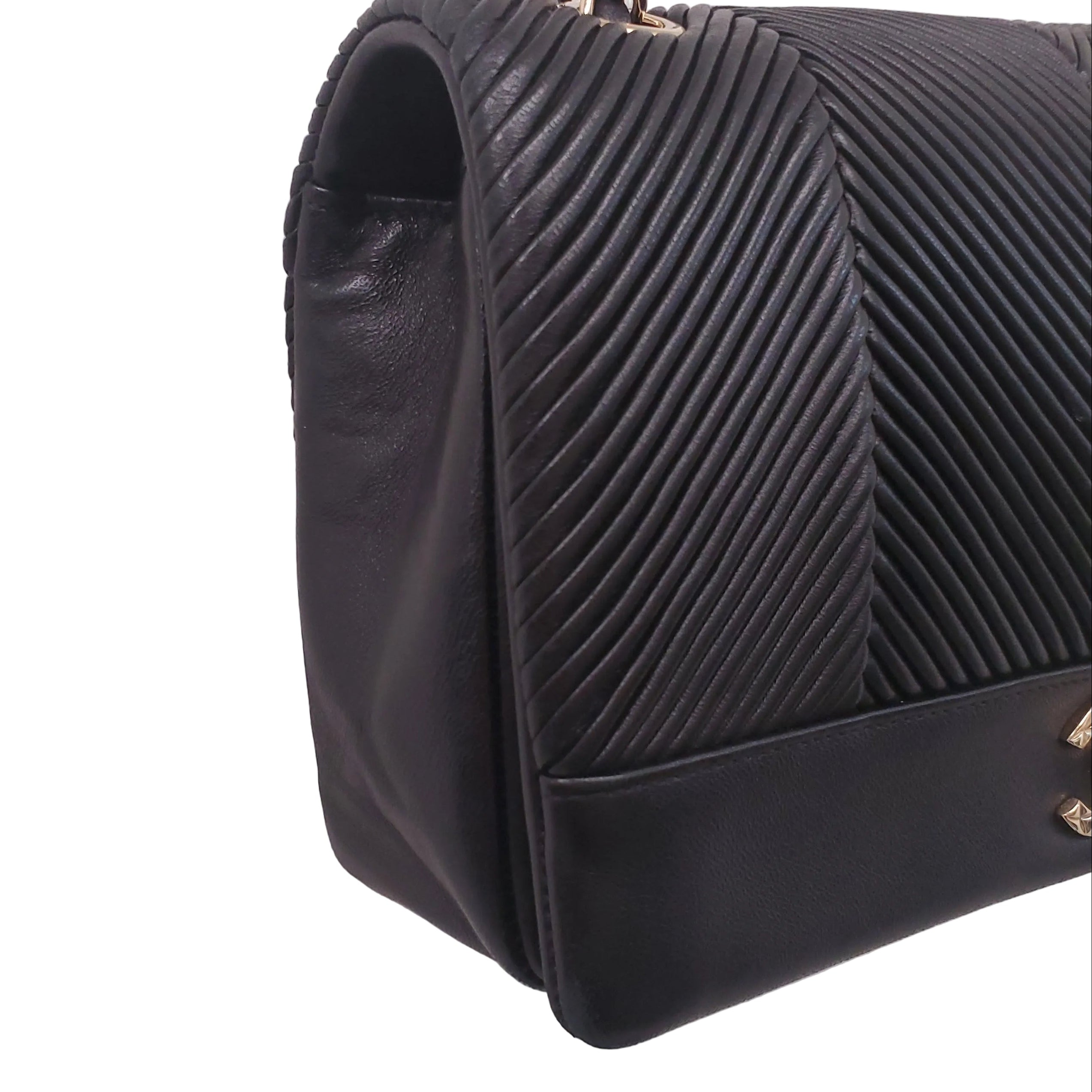 CHANEL BLACK CHEVRON FLAP BAG