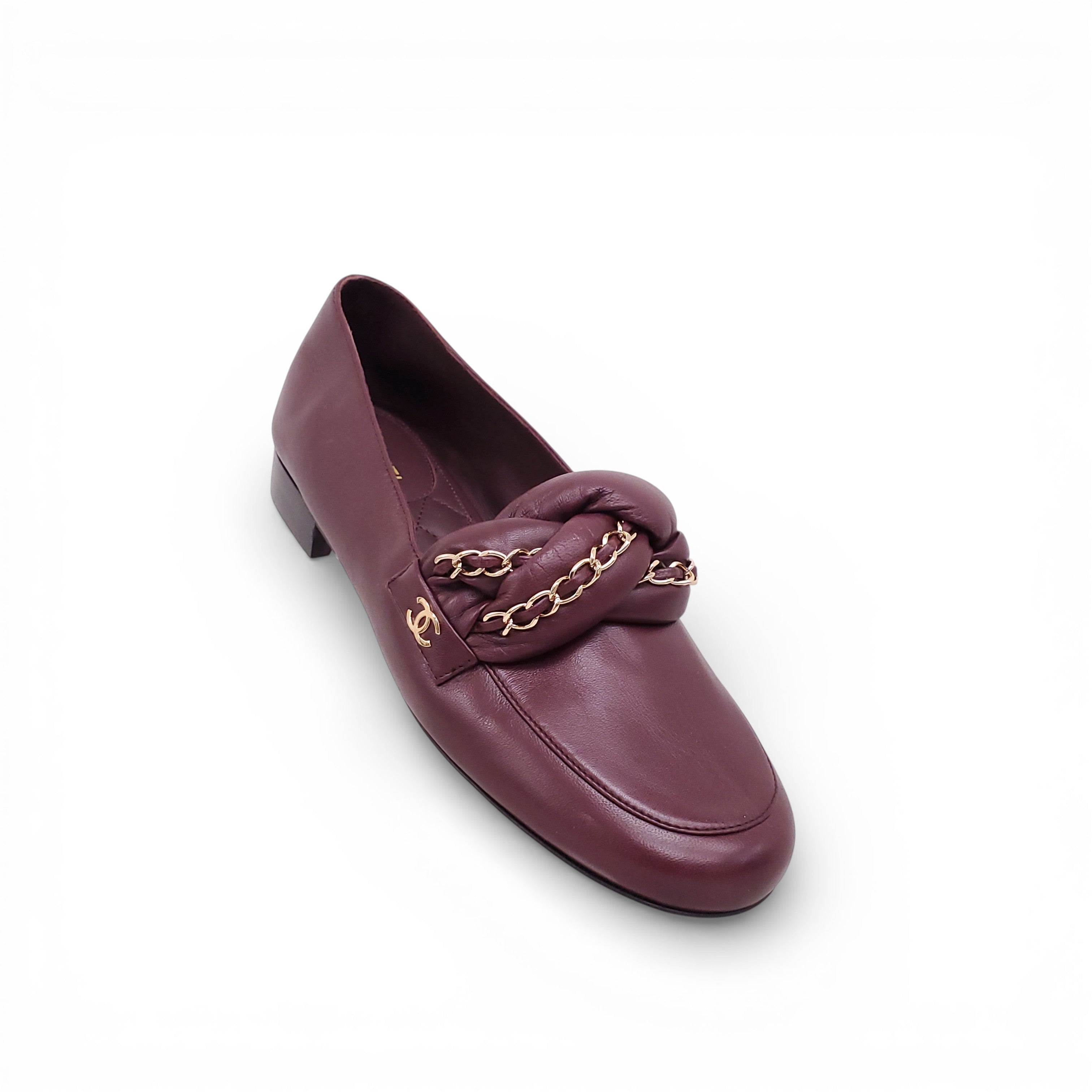 CHANEL BURGUNDY LOAFERS WITH CHAIN DETAIL - SIZE 38.5C