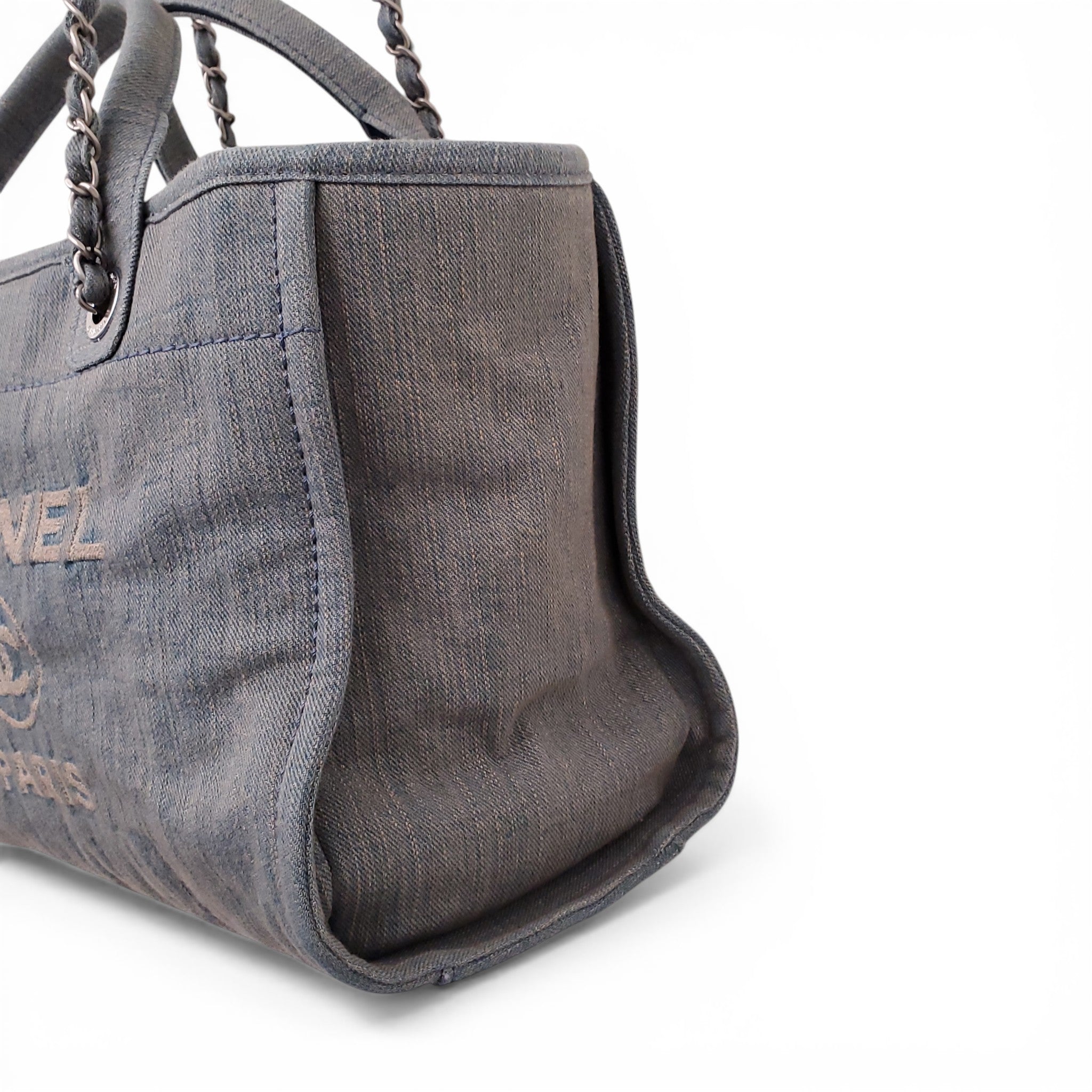 CHANEL DENIM PETITE DEAUVILLE SHOPPING TOTE BAG