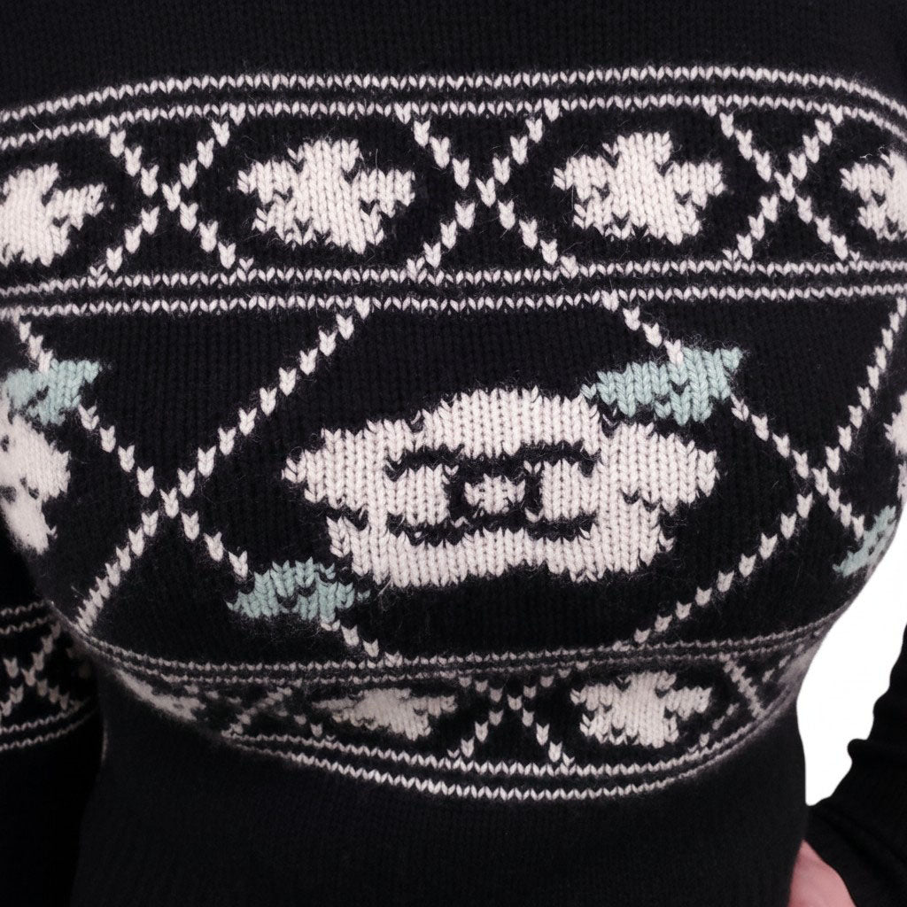 CHANEL BLACK CASHMERE TURTLENECK SWEATER WITH CAMÉLIA AND LOGO PATTERN - SIZE 38