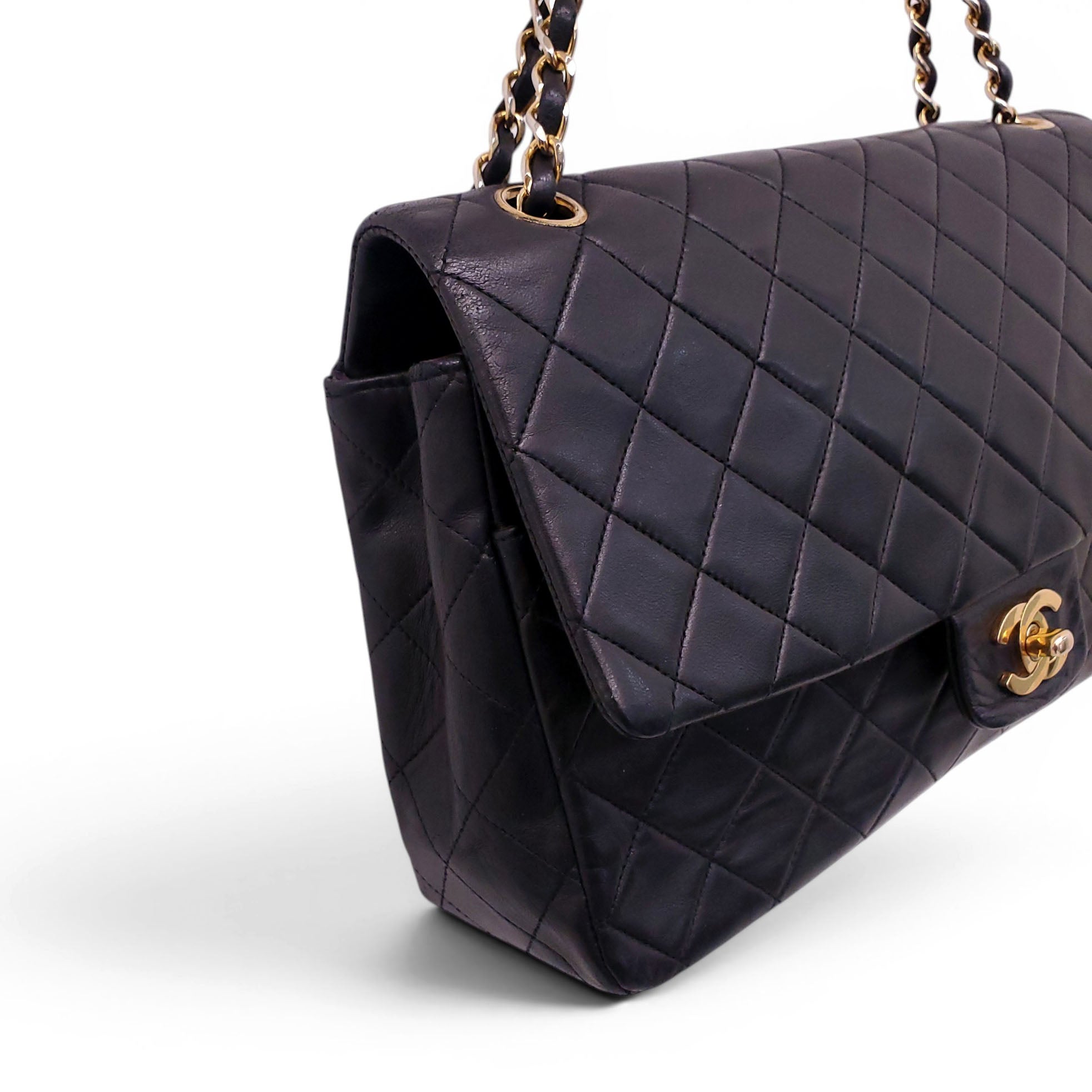 CHANEL CLASSIC BLACK FLAP BAG