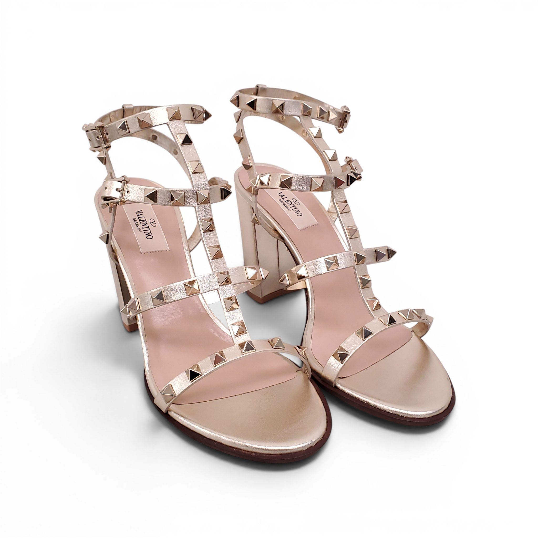 VALENTINO GOLD STRAPPY ROCKSTUD BLOCK HEELS - SIZE 40