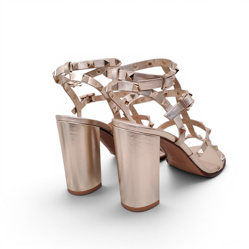 VALENTINO GOLD STRAPPY ROCKSTUD BLOCK HEELS - SIZE 40