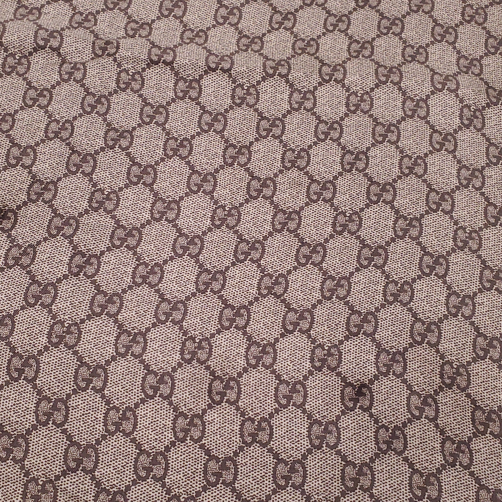 GUCCI MONOGRAM FLOWER AND BEE PATTERNED SILK SCARF