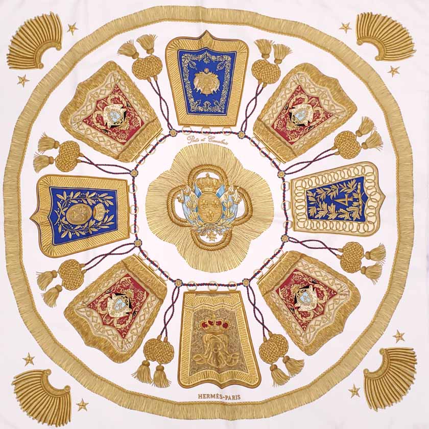 HERMÈS CREAM AND GOLD ‘POSTE ET CAVALERIE’ SILK SCARF