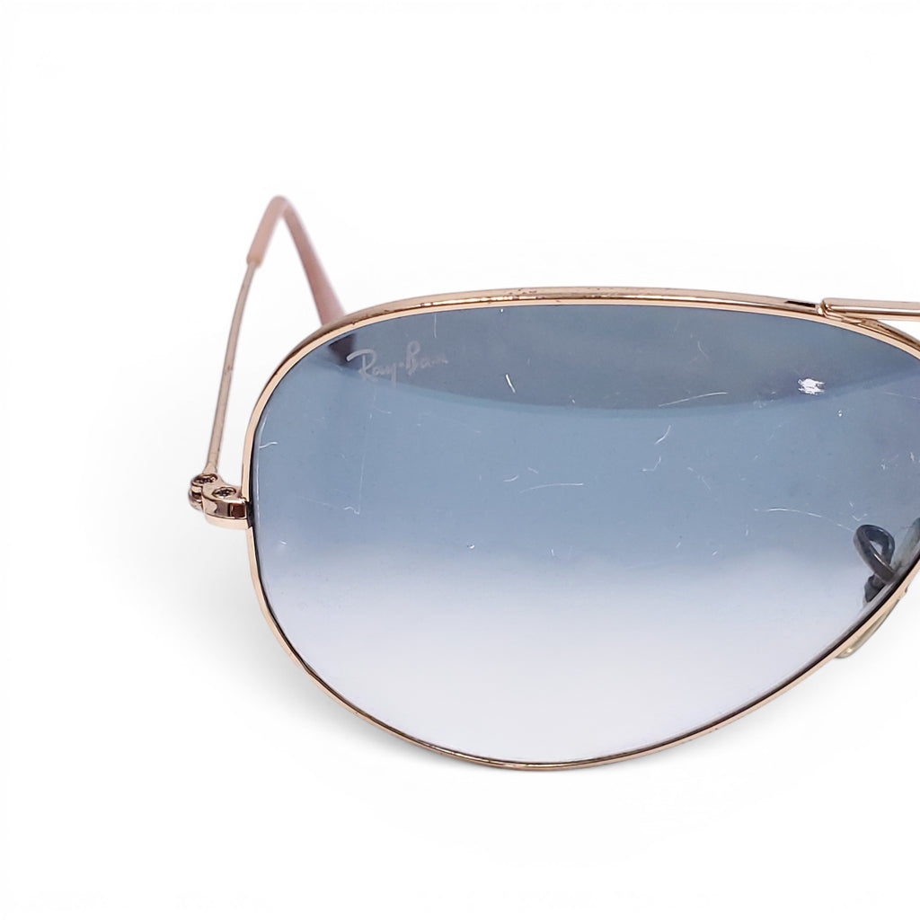 RAY-BAN AVIATOR SUNGLASSES WITH BLUE LENSES
