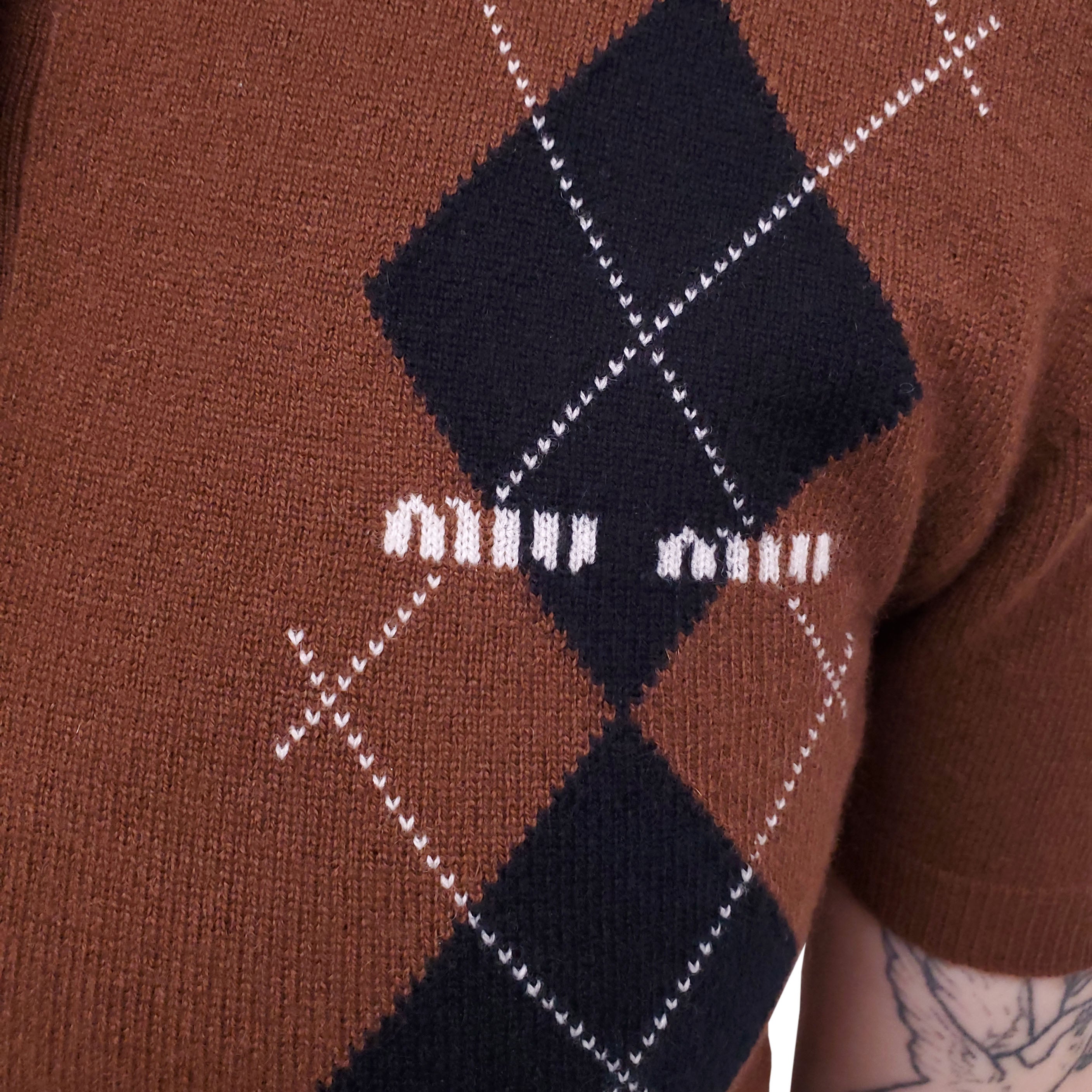 MIU MIU ARGYLE CASHMERE SHORT-SLEEVE POLO SWEATER WITH LOGO - SIZE 38
