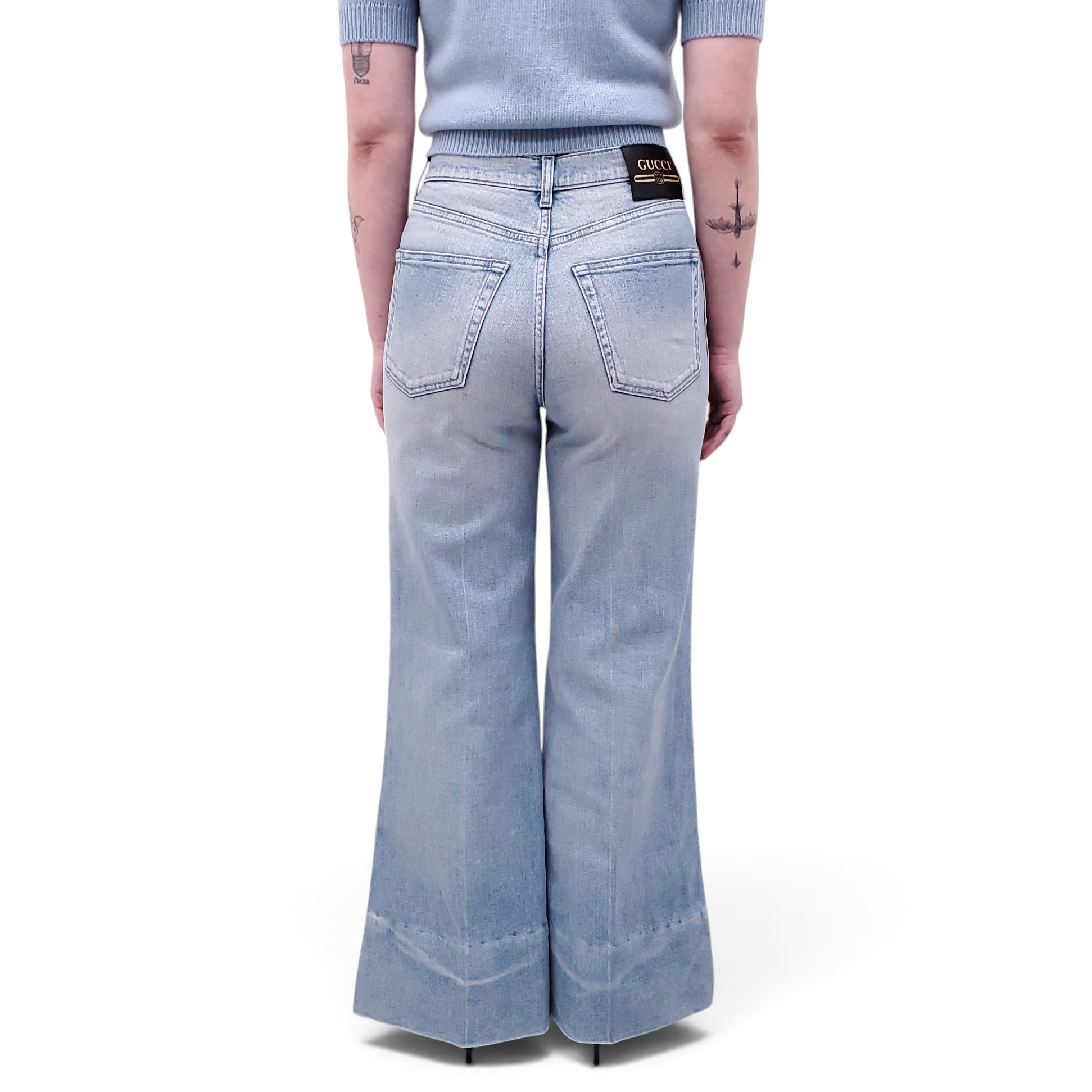 GUCCI WIDE LEG JEANS WITH LOGO PATCH - SIZE 26