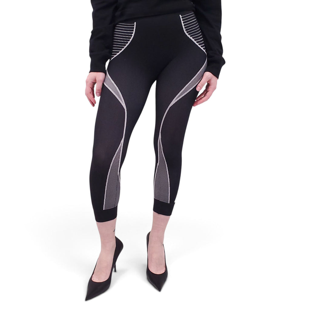 OFF-WHITE BLACK AND WHITE LOGO CAPRI LEGGINGS - SIZE S/M