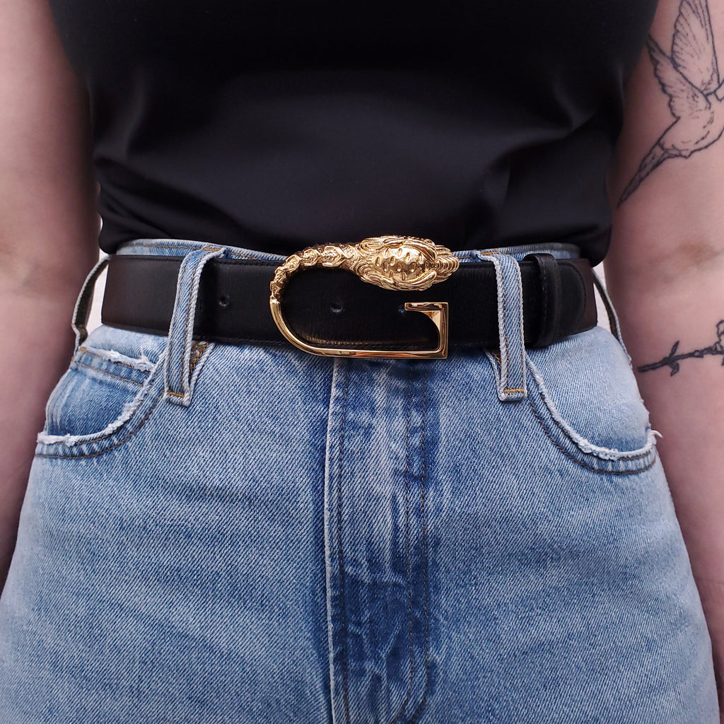 GUCCI BLACK LEATHER GOLD DRAGON EMBLUM BELT - SIZE 75