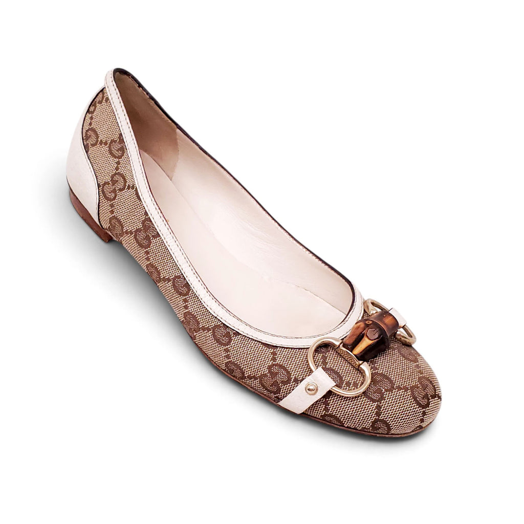 GUCCI LOGO FLATS WITH HORSEBIT DETAIL - SIZE 36.5C