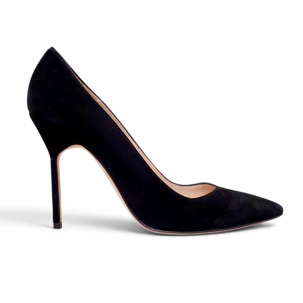 MANOLO BLAHNIK BLACK SUEDE HEELS - SIZE 36.5