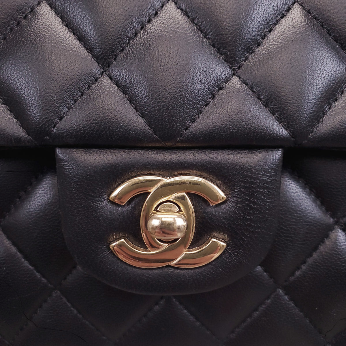 CHANEL BLACK LAMBSKIN DOUBLE FLAP BAG