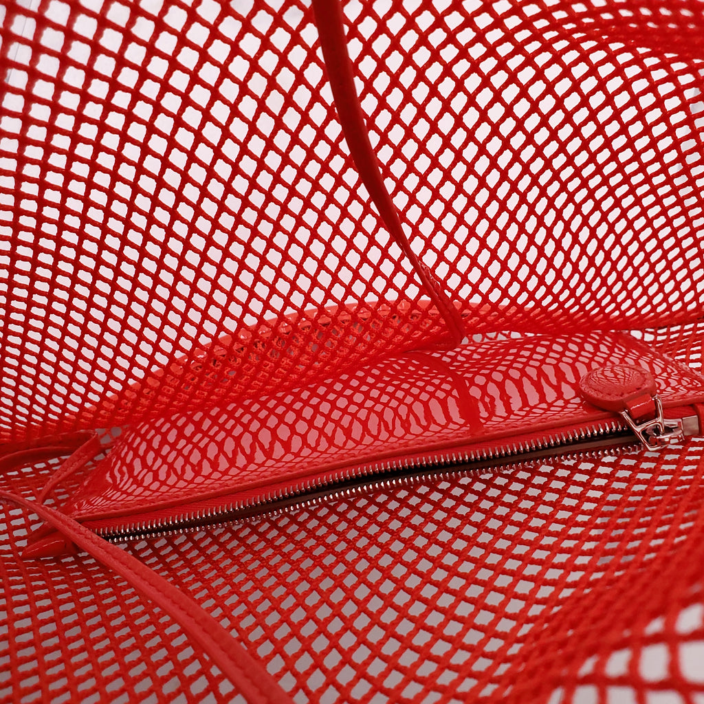 ALAÏA ONE PIECE MEDIUM MESH TOTE BAG IN RED