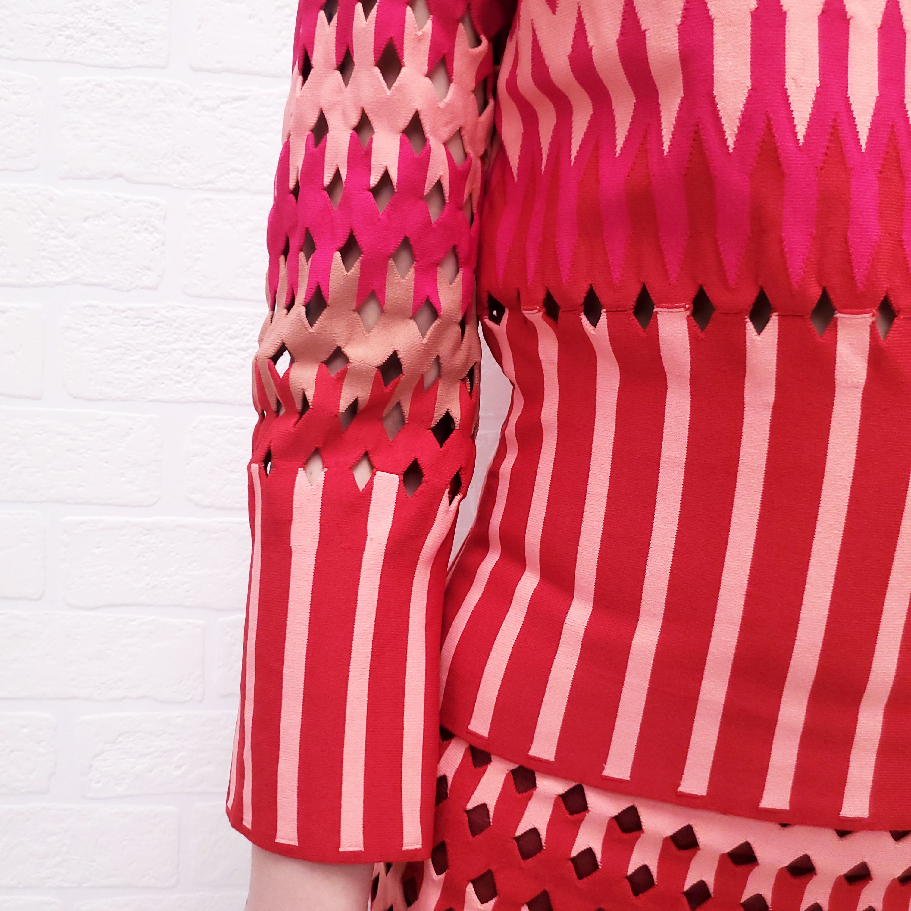 ALAÏA PINK AND RED CUT-OUT SKIRT SET - SIZE 38