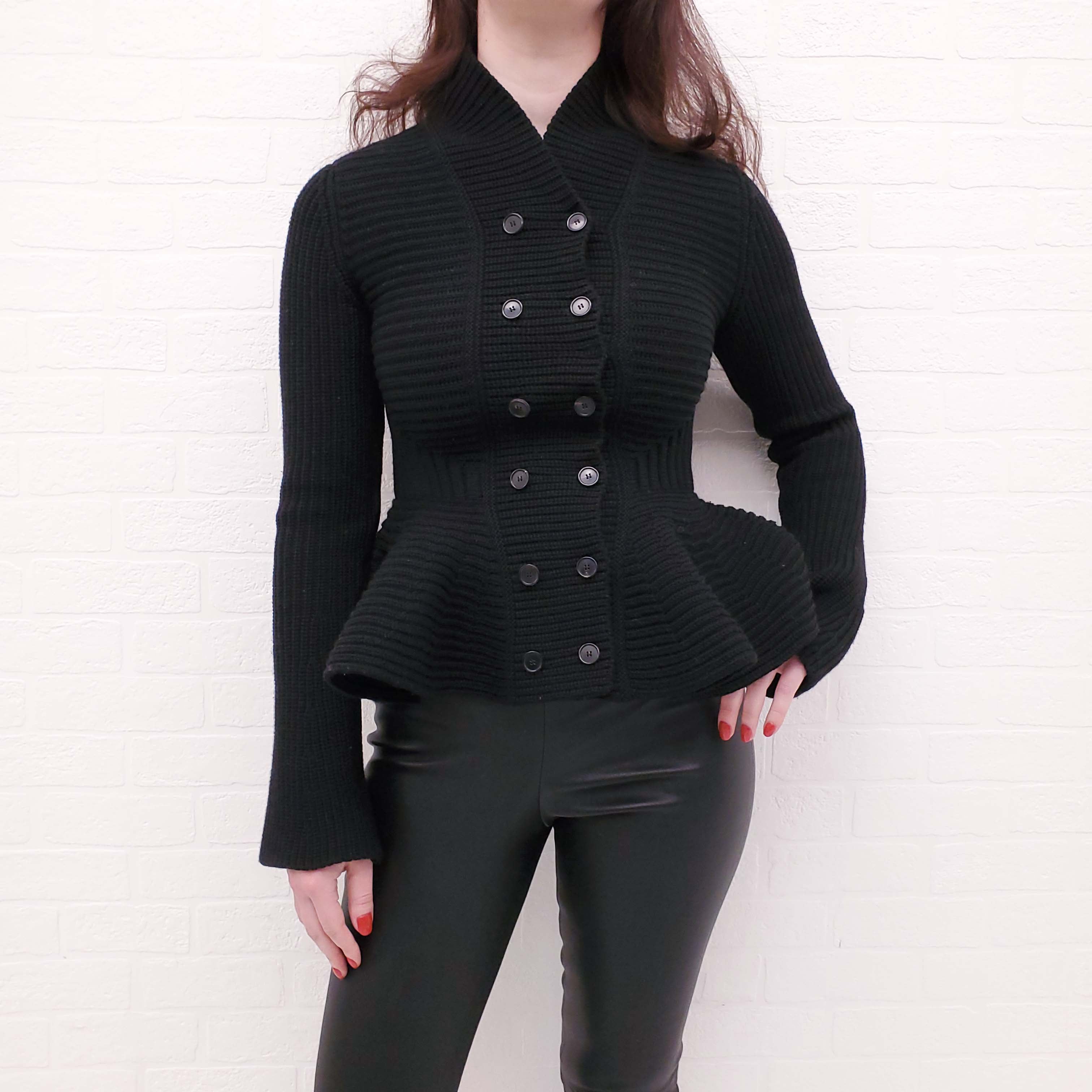 ALEXANDER MCQUEEN BLACK RIBBED PEPLUM SWEATER - SIZE XS