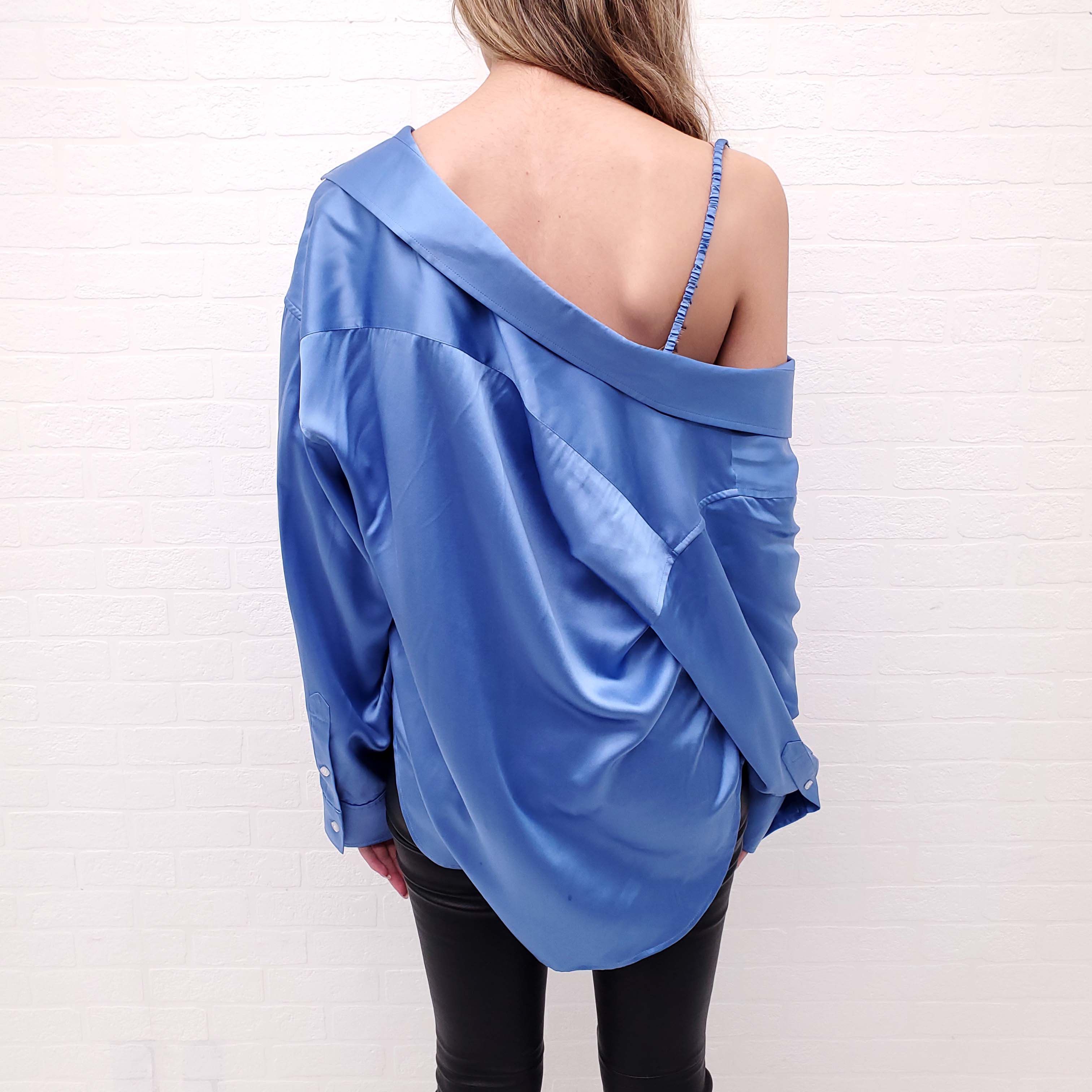 ALEXANDERWANG.T BLUE SILK OFF THE SHOULDER BLOUSE - SIZE 6