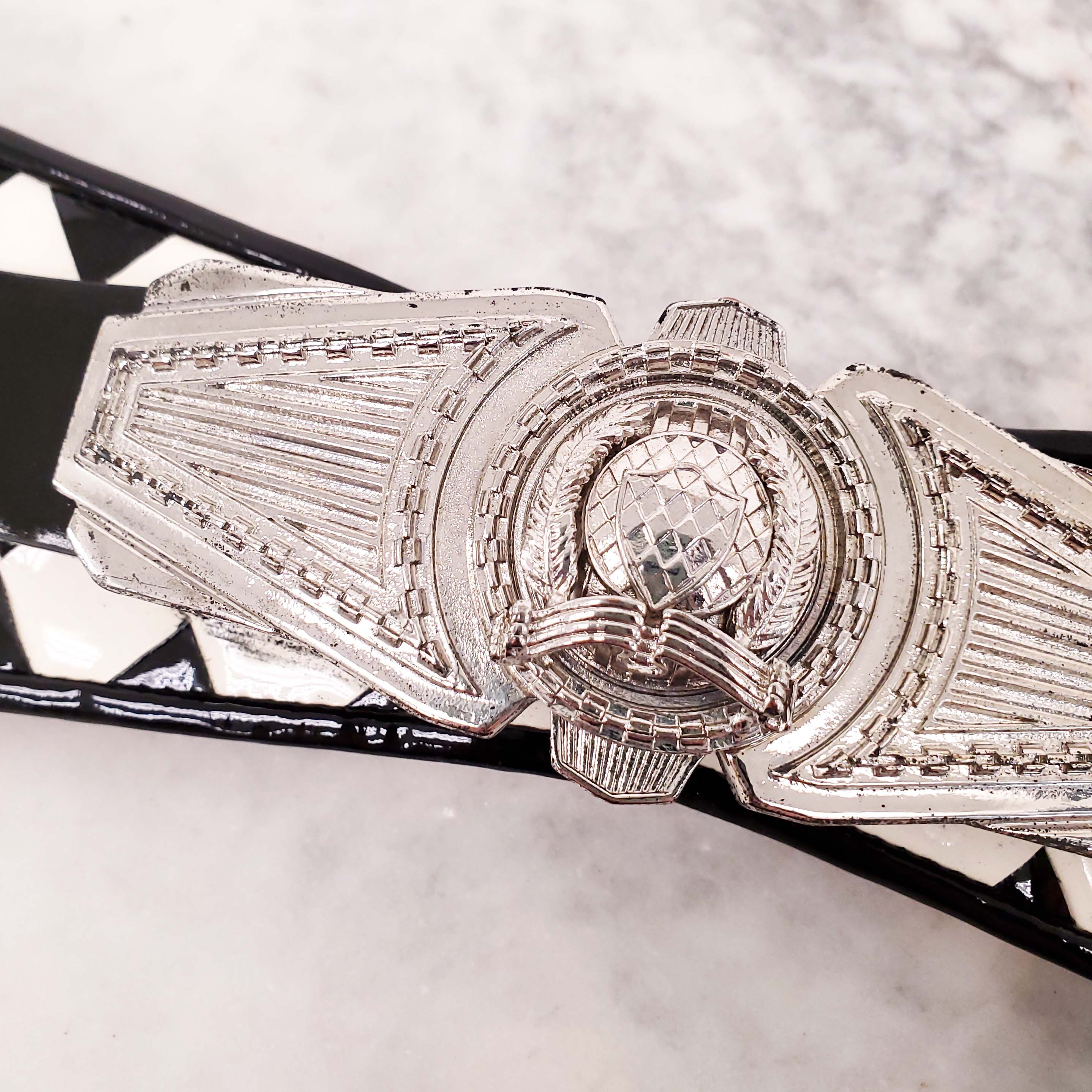 BALMAIN BLACK AND WHITE PATENT WITH SILVER MEDALLIONS WAIST BELT - SIZE 38