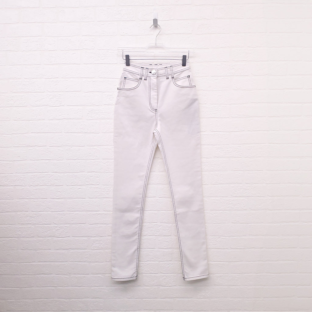 BALMAIN WHITE JEANS WITH BLACK STITCHING - SIZE 34