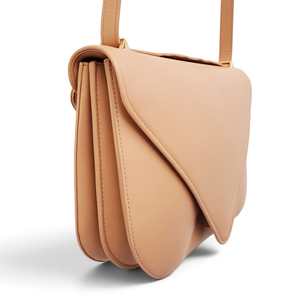 BOTTEGA VENETA NUDE ENVELOPE SHOULDER BAG