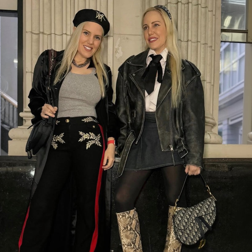 BURBERRY DENIM SKIRT WITH LEATHER BUCKLE DETAIL - SIZE 2