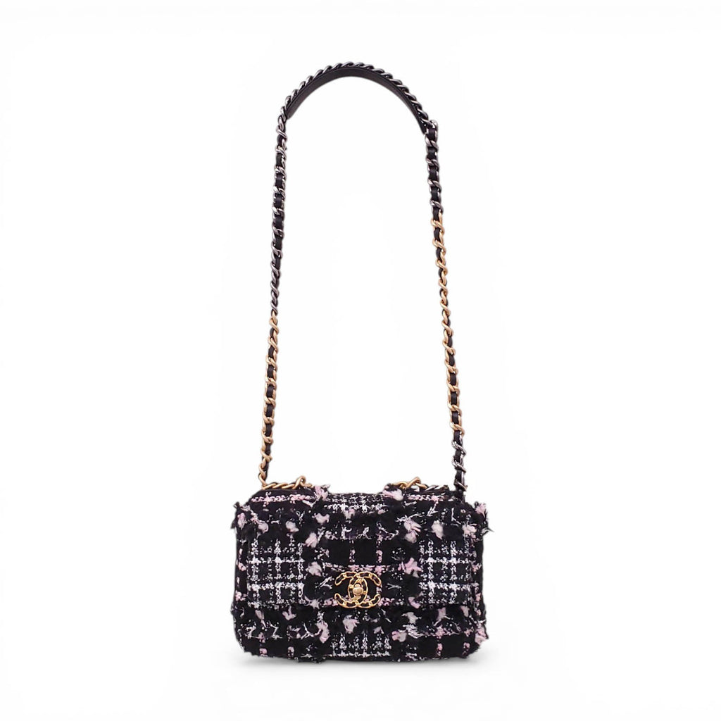 CHANEL 19 TWEED FLAP BAG