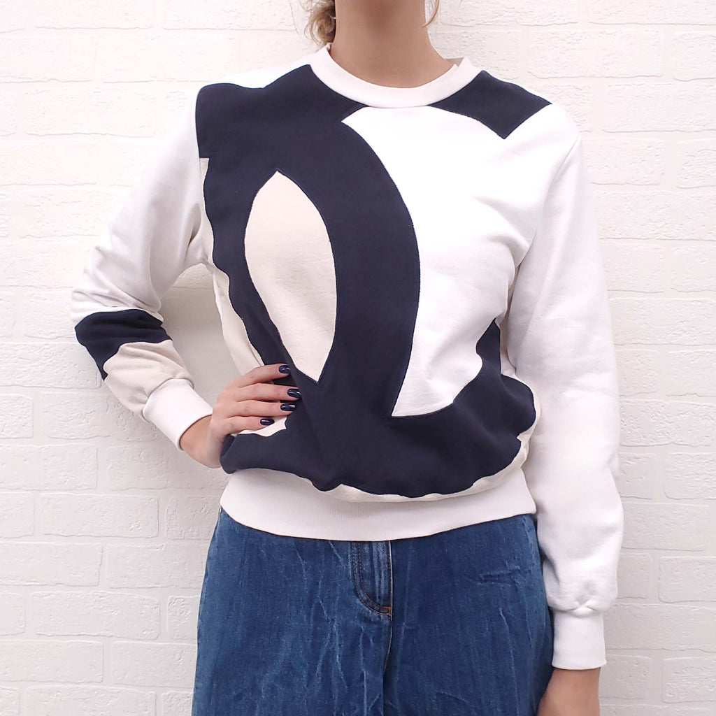 CHANEL 2018 COLOUR BLOCK LOGO SWEATER - SIZE 34