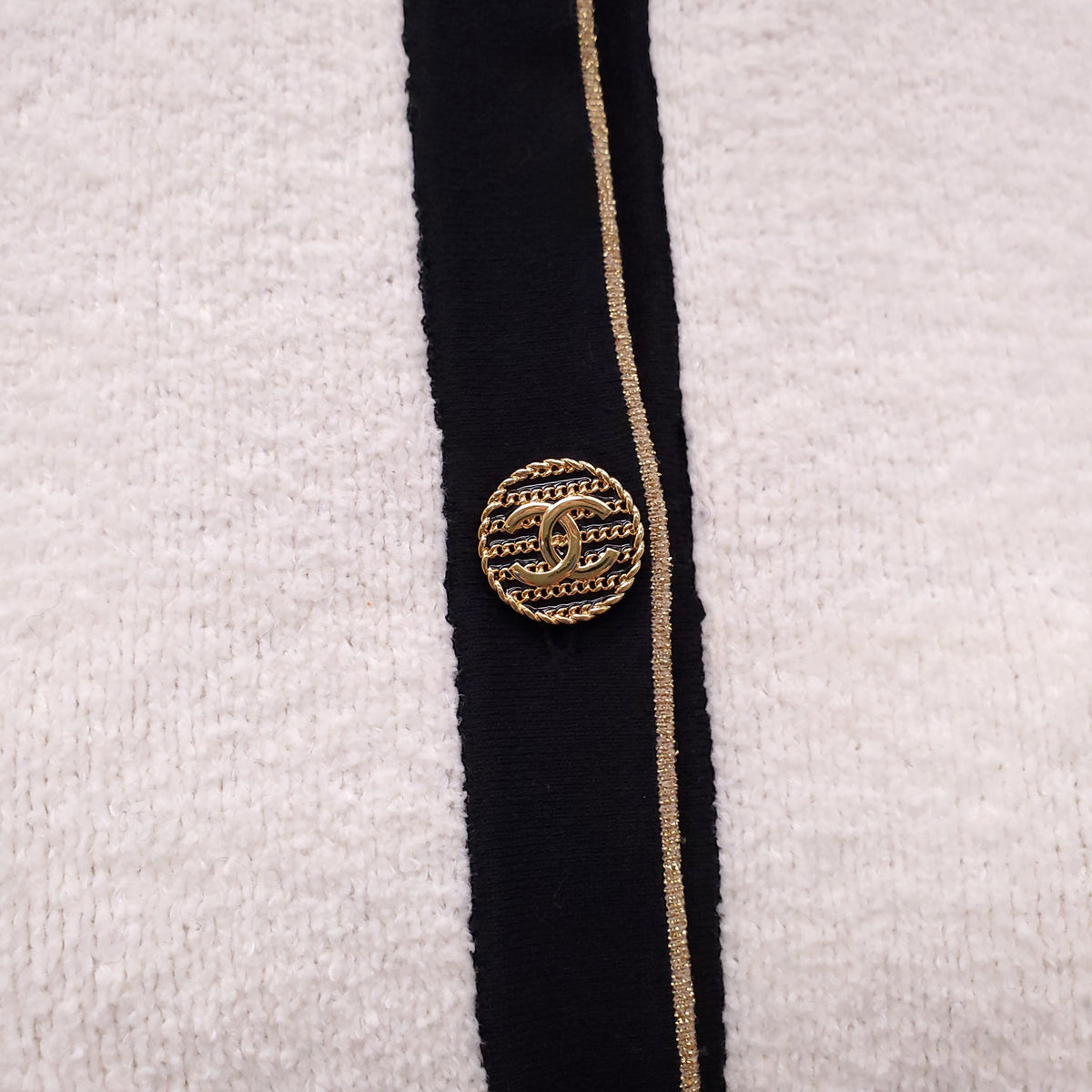 CHANEL 2019 CROPPED CARDIGAN - SIZE 36