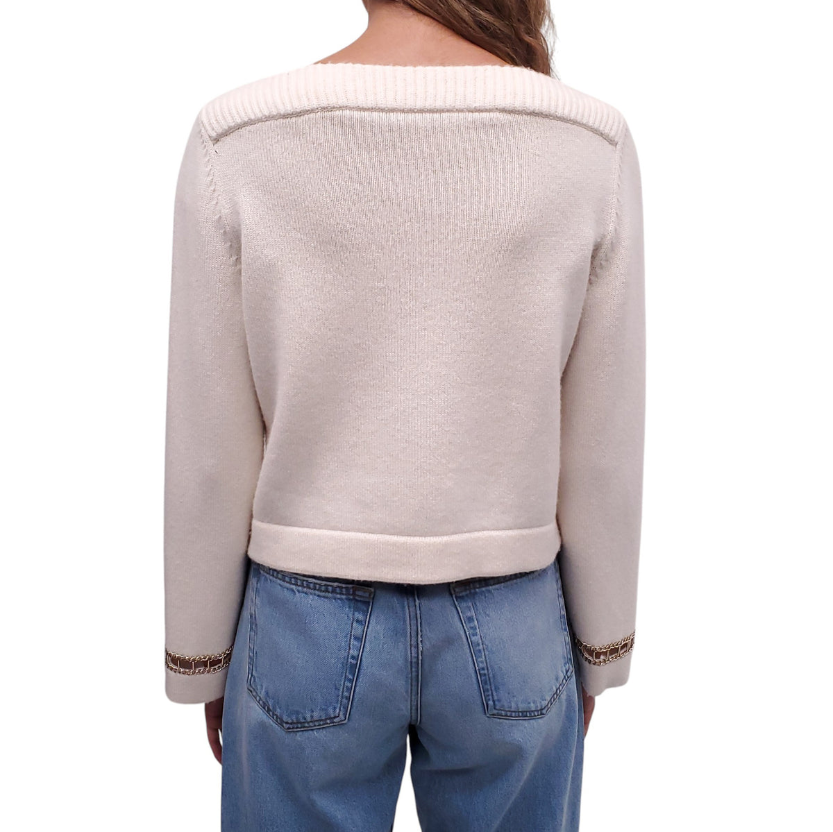 CHANEL 2020 CREAM CASHMERE SWEATER WITH GOLD CHAIN LINK DETAIL - SIZE 34