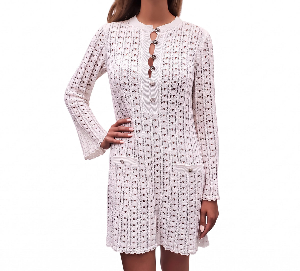 CHANEL 2023 WHITE COTTON KNIT DRESS WITH SILVER BUTTONS - SIZE 38