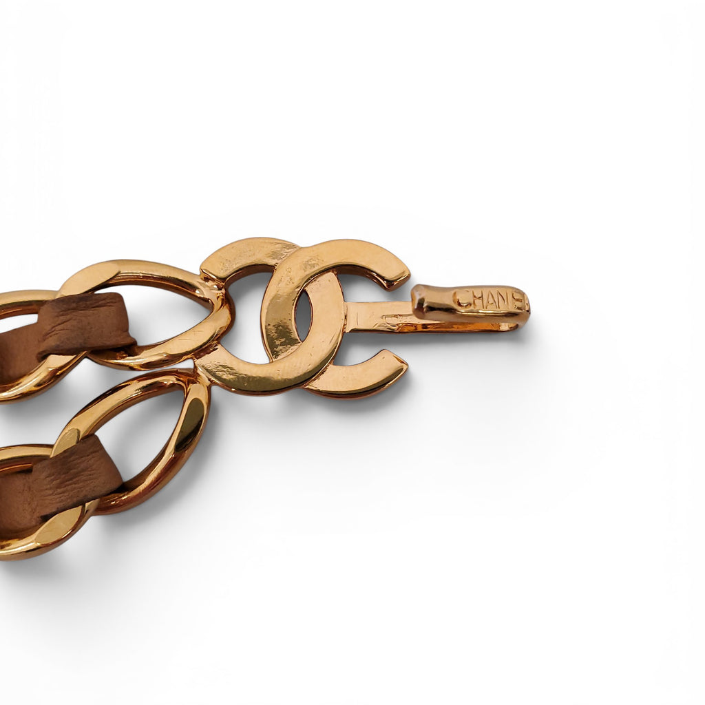 CHANEL 90'S GOLD PLATED CAMEL LEATHER CHAIN BELT WITH LOGO PENDANT