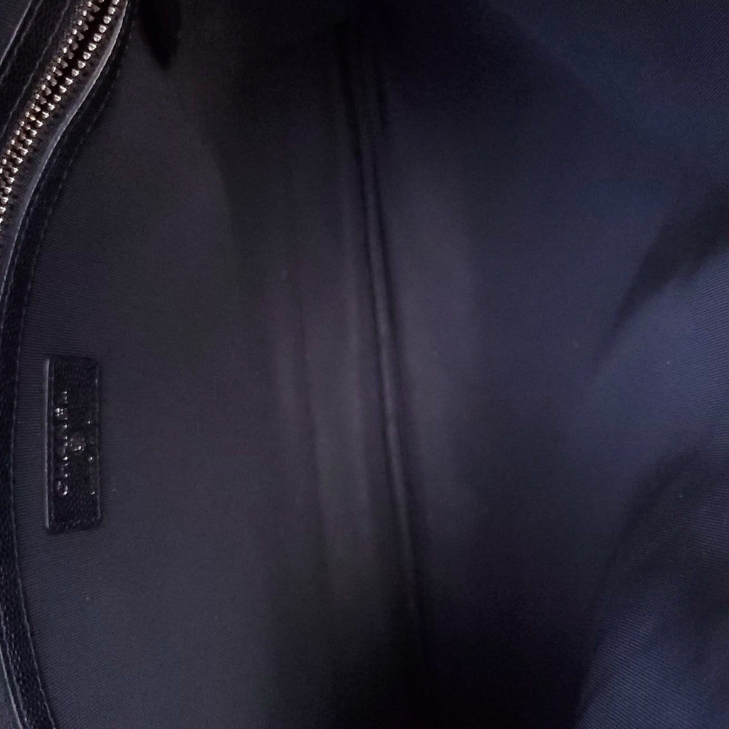 CHANEL BLACK CAVIAR QUILTED LARGE O-CASE CLUTCH