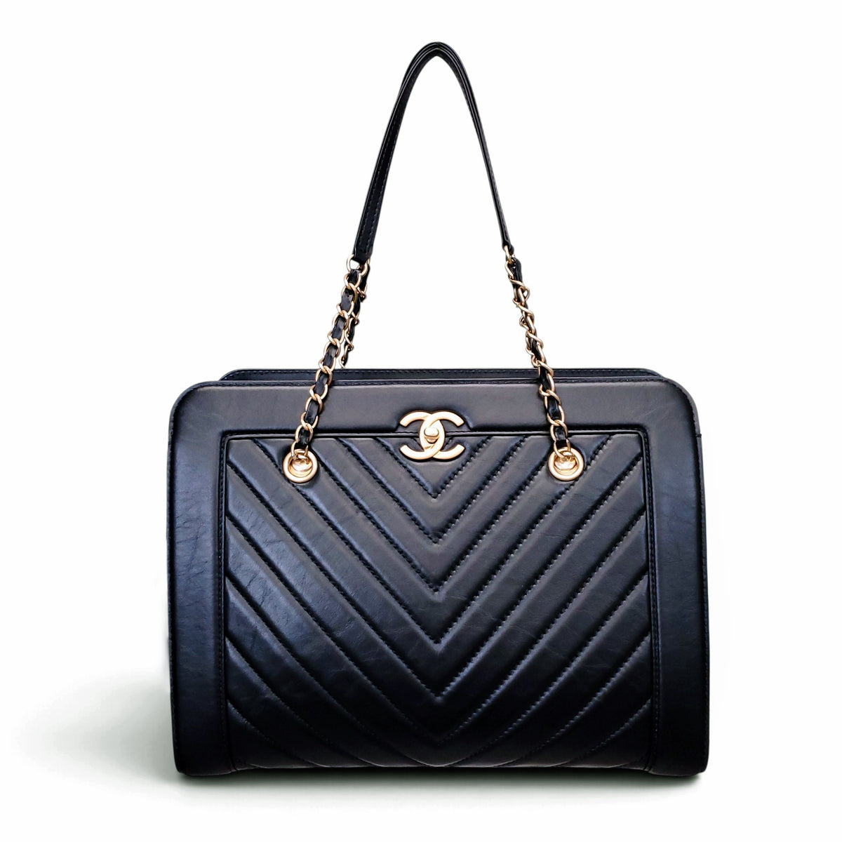 CHANEL BLACK CHEVRON TOTE