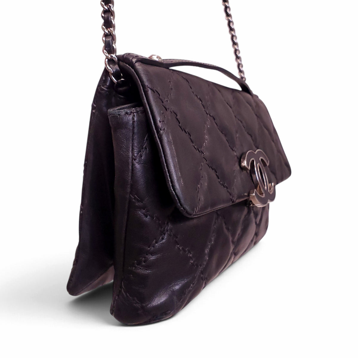 CHANEL BLACK DOUBLE STITCH HAMPTONS CC FLAP CROSSBODY BAG